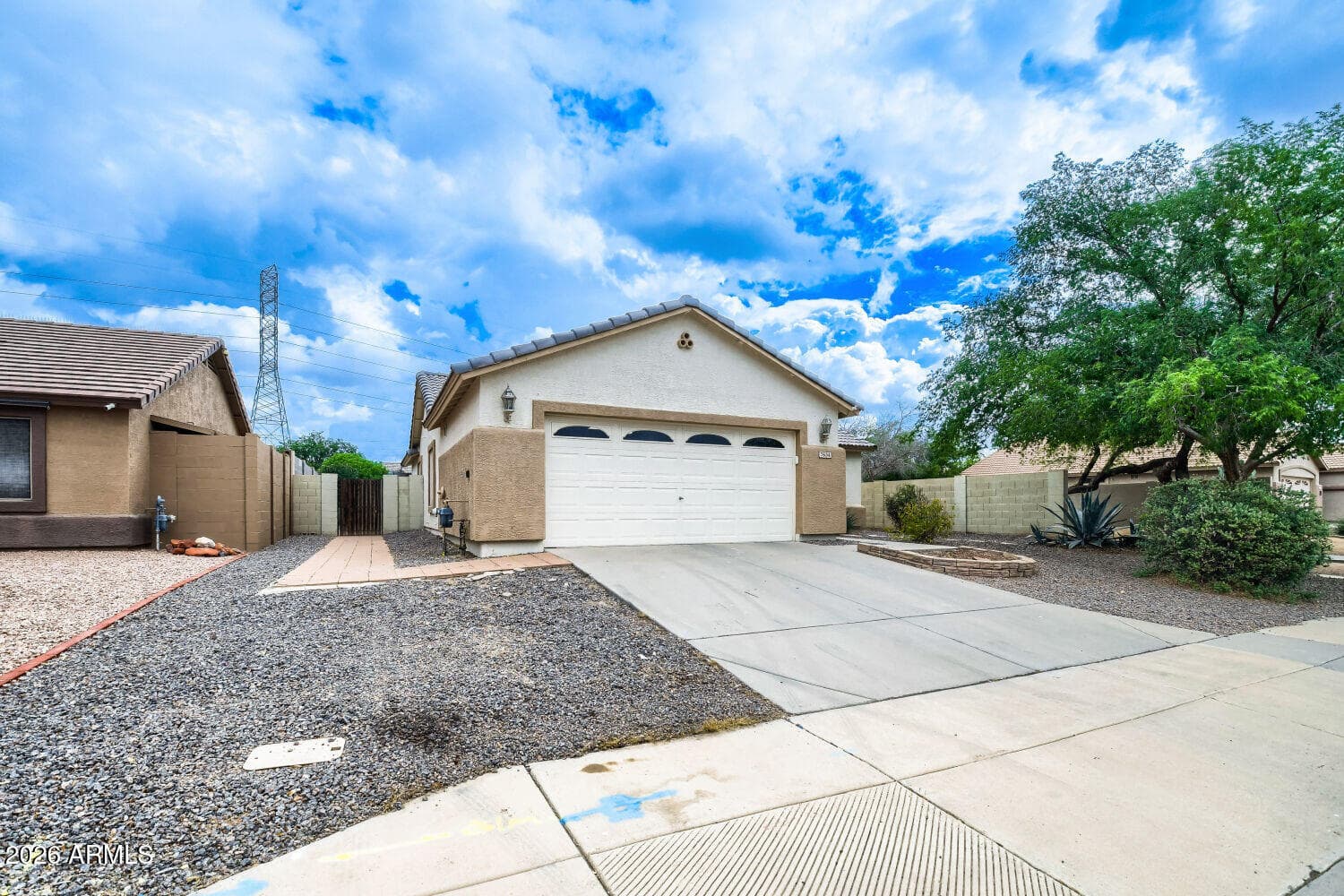 7634 E Dover Street, Mesa, AZ 85207 — photo 2 of 28