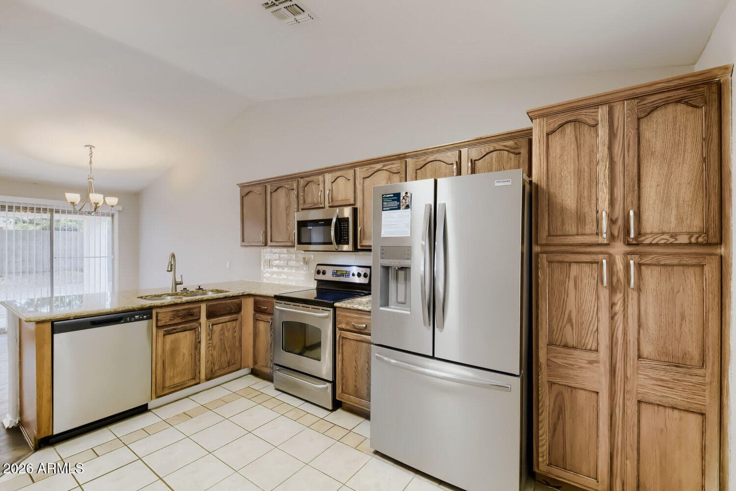 7634 E Dover Street, Mesa, AZ 85207 — photo 10 of 28