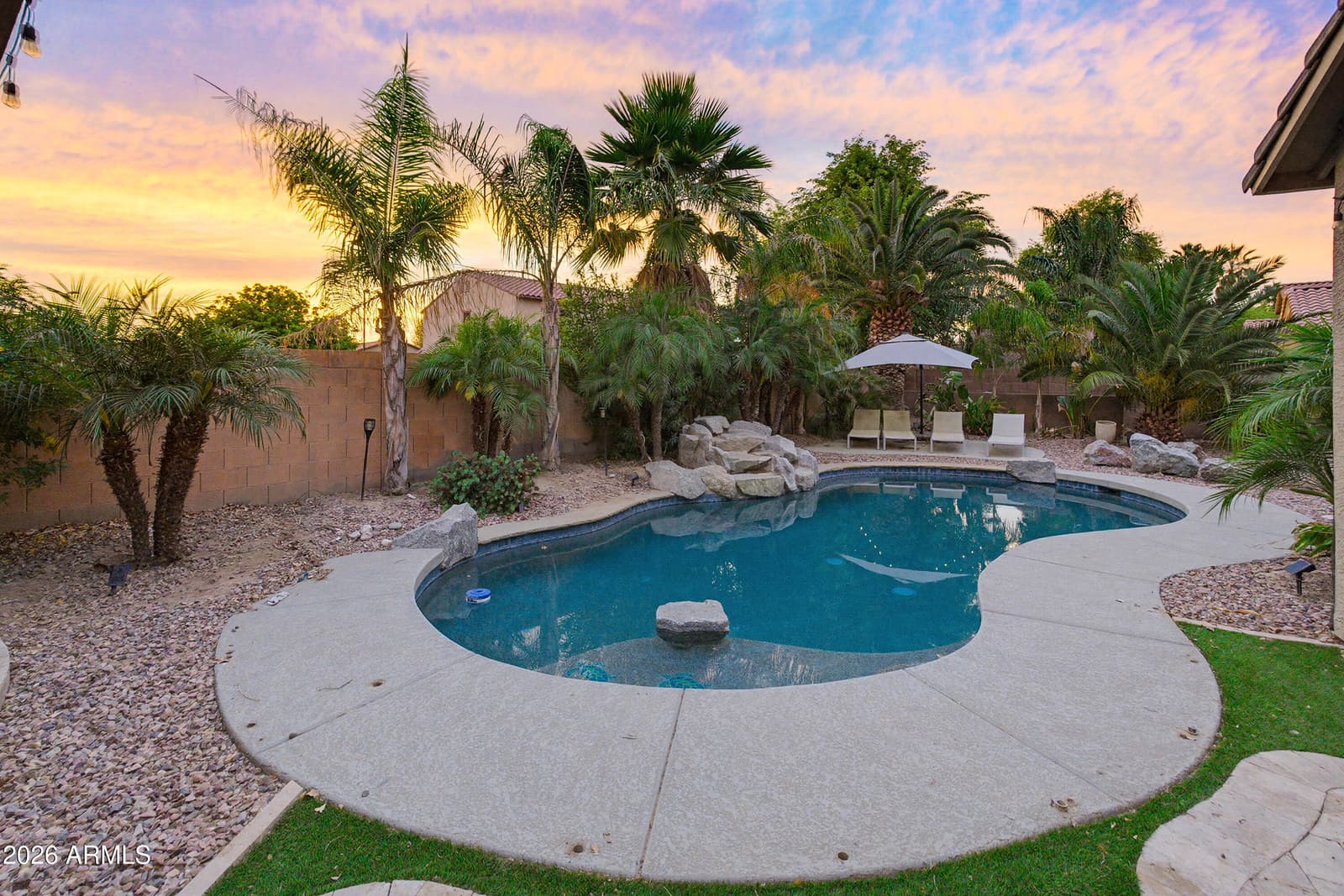 4984 S COBBLESTONE Street, Gilbert, AZ 85298 — photo 28 of 39