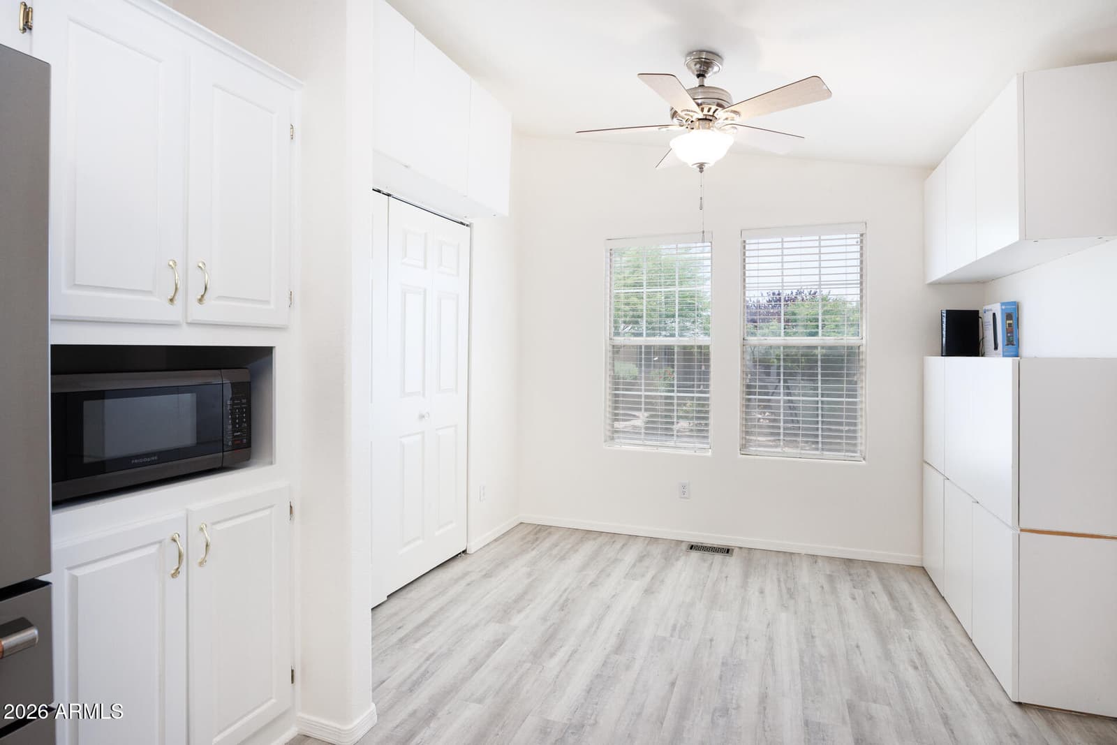 3901 E PINNACLE PEAK Road 295, Phoenix, AZ 85050 — photo 15 of 63