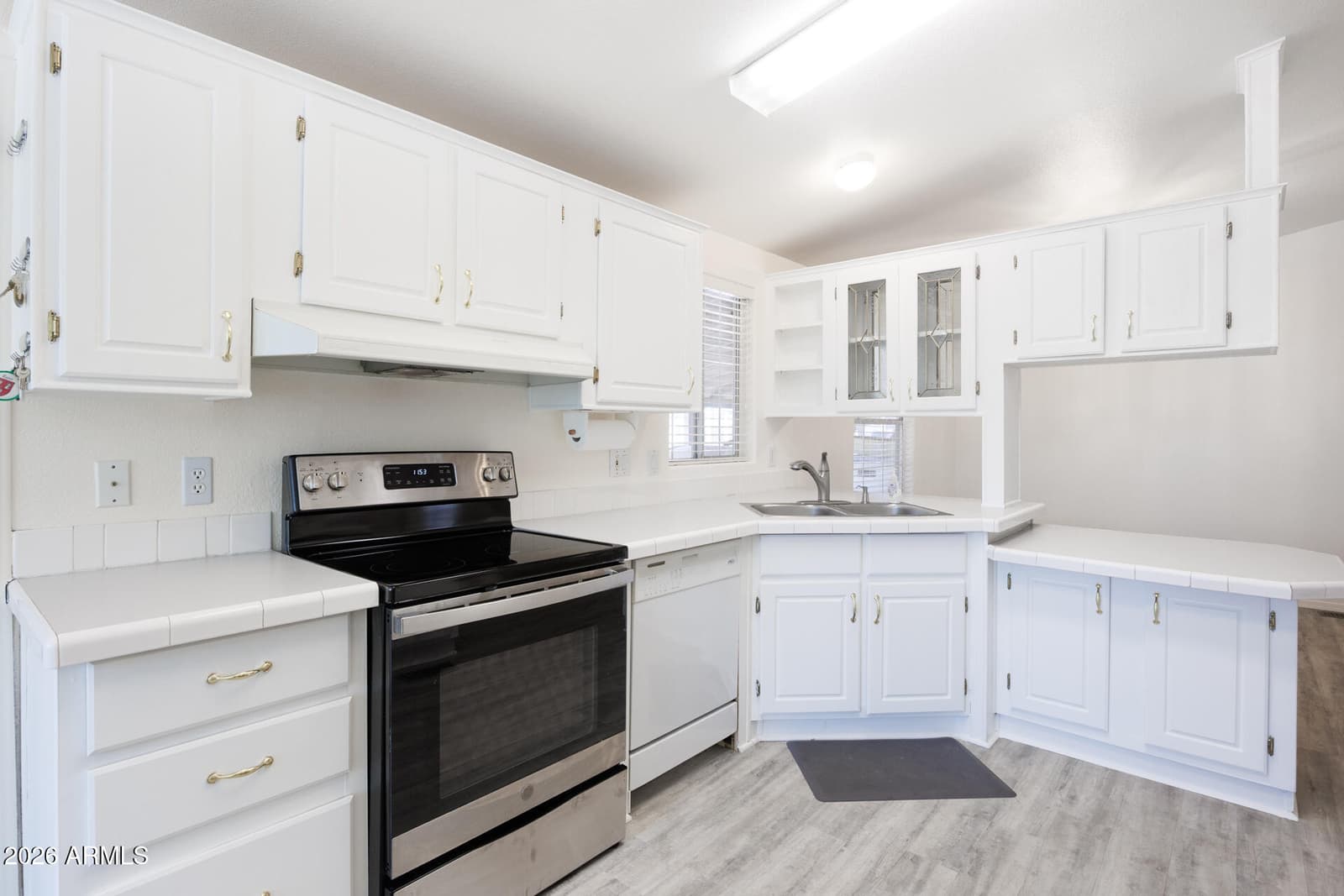3901 E PINNACLE PEAK Road 295, Phoenix, AZ 85050 — photo 13 of 63