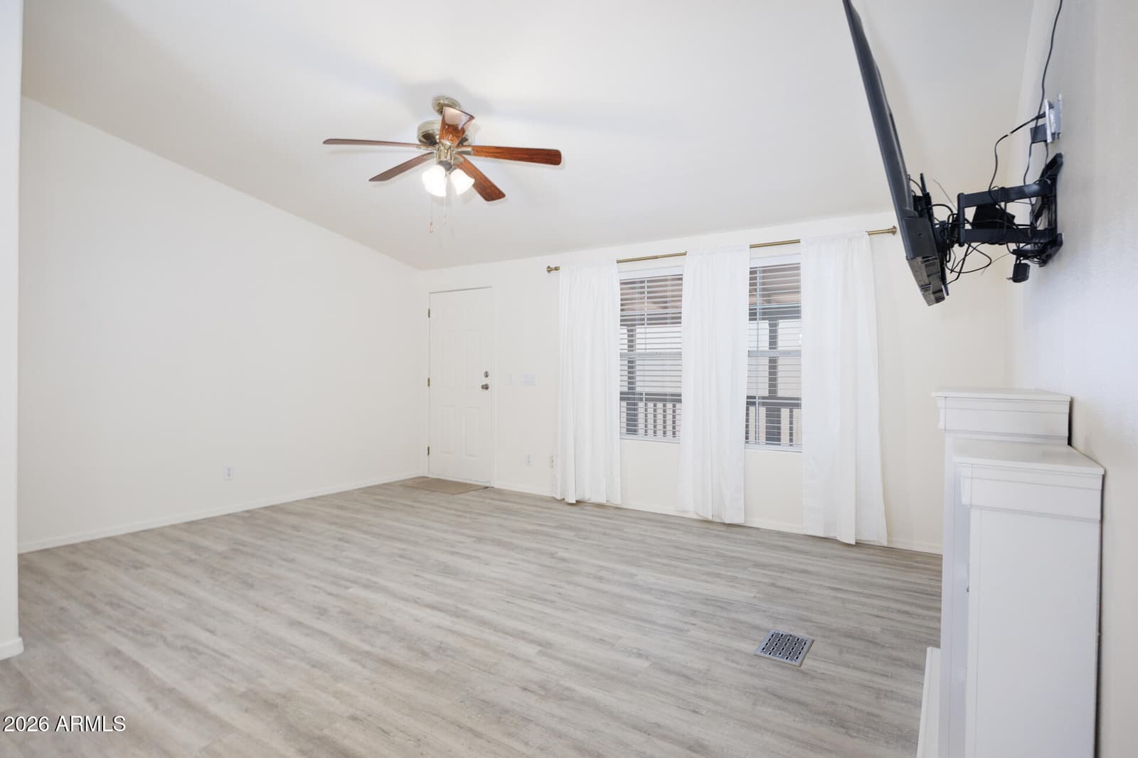 3901 E PINNACLE PEAK Road 295, Phoenix, AZ 85050 — photo 11 of 63