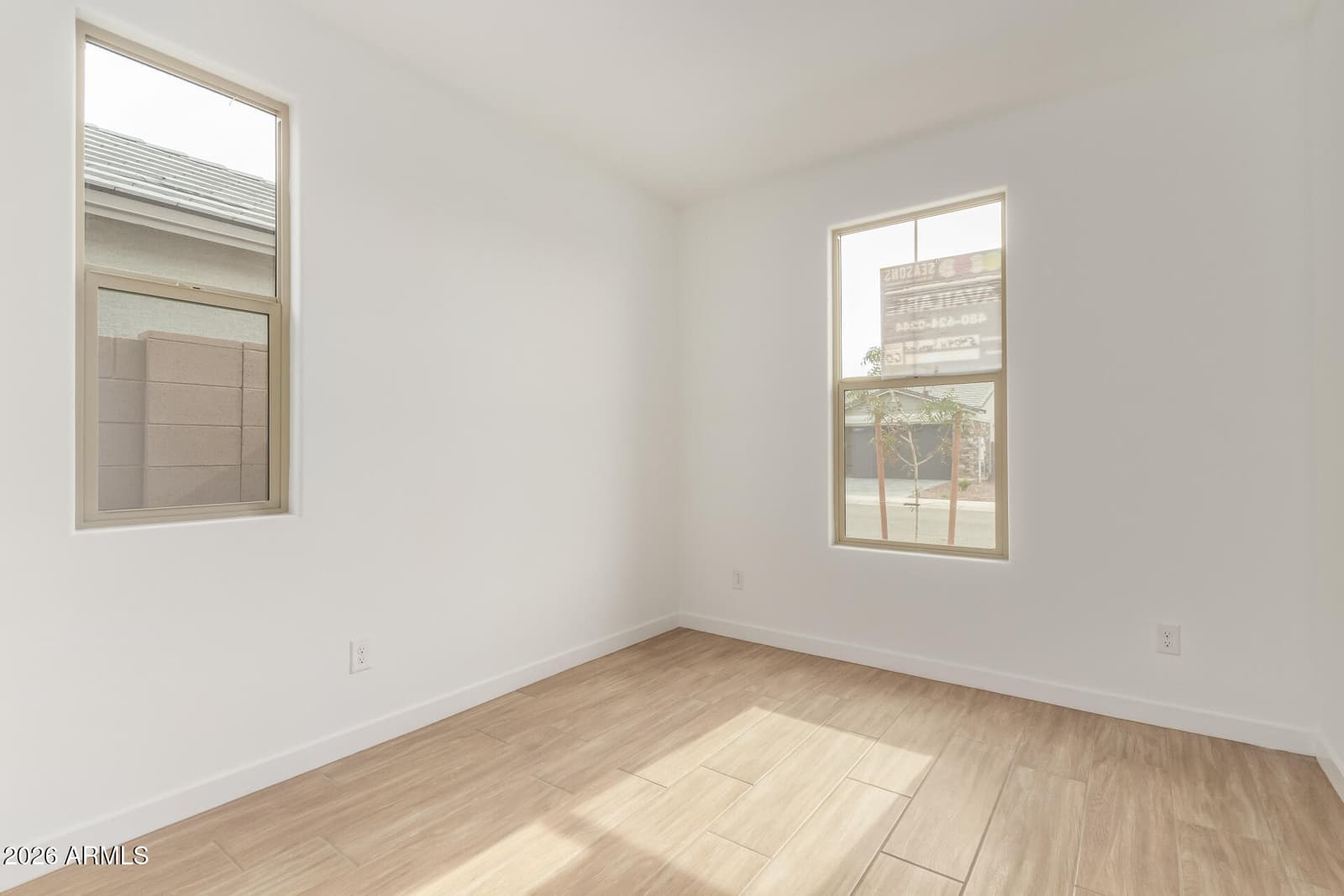 5404 W ROYAL PALM Road, Glendale, AZ 85302 — photo 13 of 31