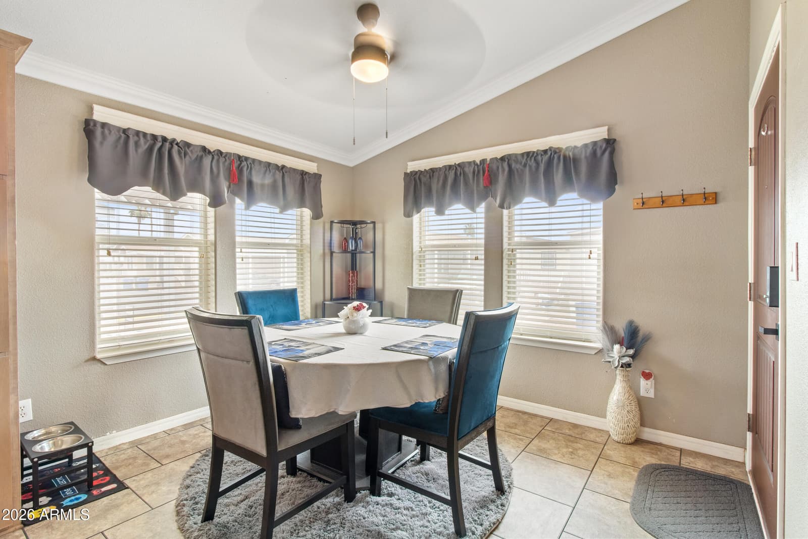 400 W BASELINE Road 220, Tempe, AZ 85283 — photo 10 of 53