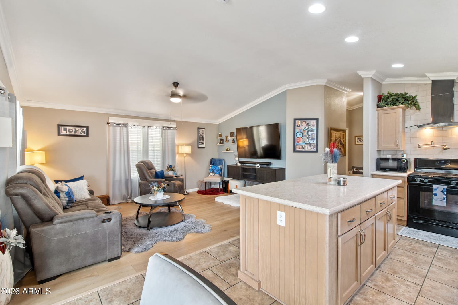 400 W BASELINE Road 220, Tempe, AZ 85283 — photo 13 of 53
