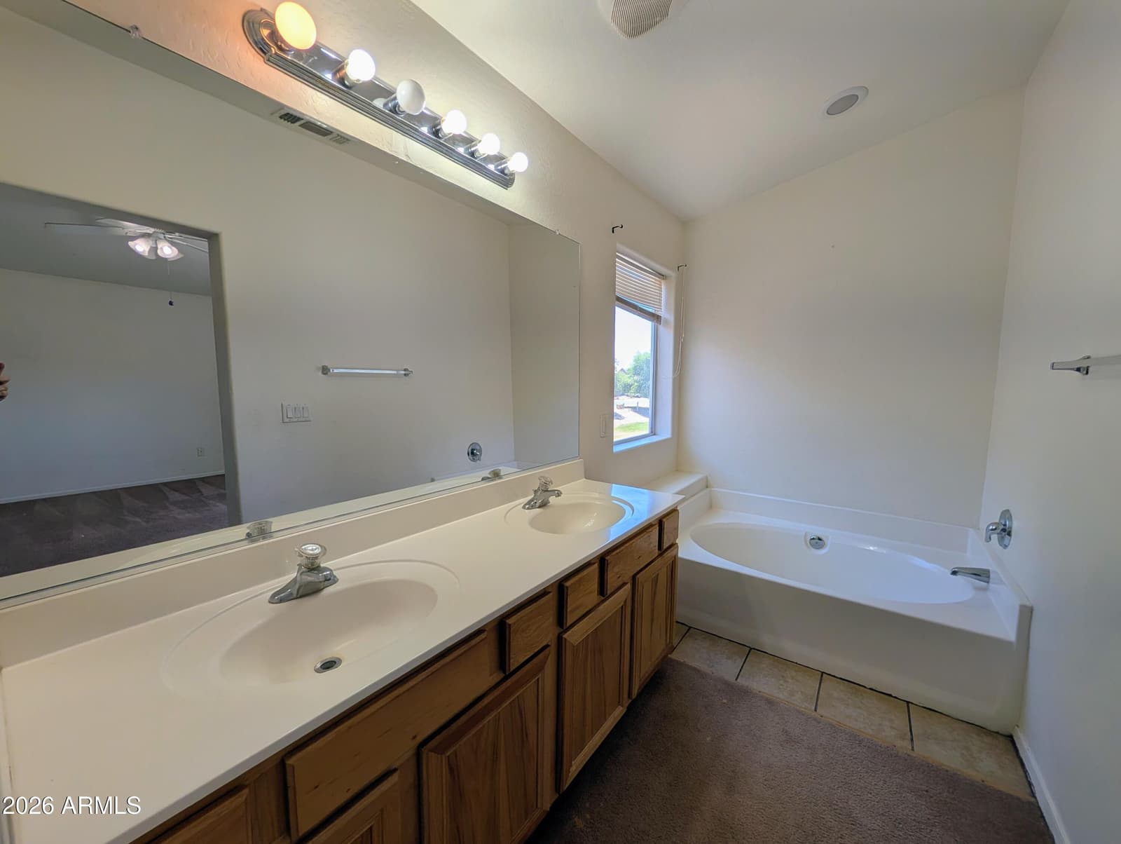 712 W BALDWIN Loop, Coolidge, AZ 85128 — photo 15 of 21
