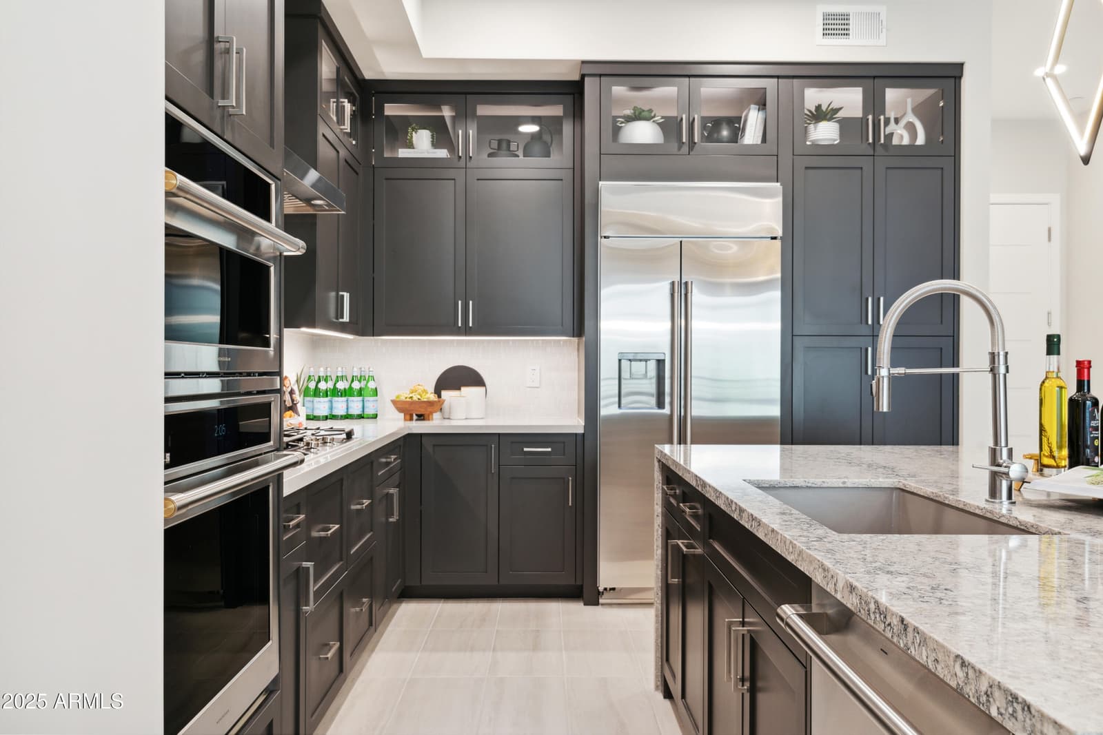5250 E DEER VALLEY Drive 415, Phoenix, AZ 85054 — photo 14 of 60