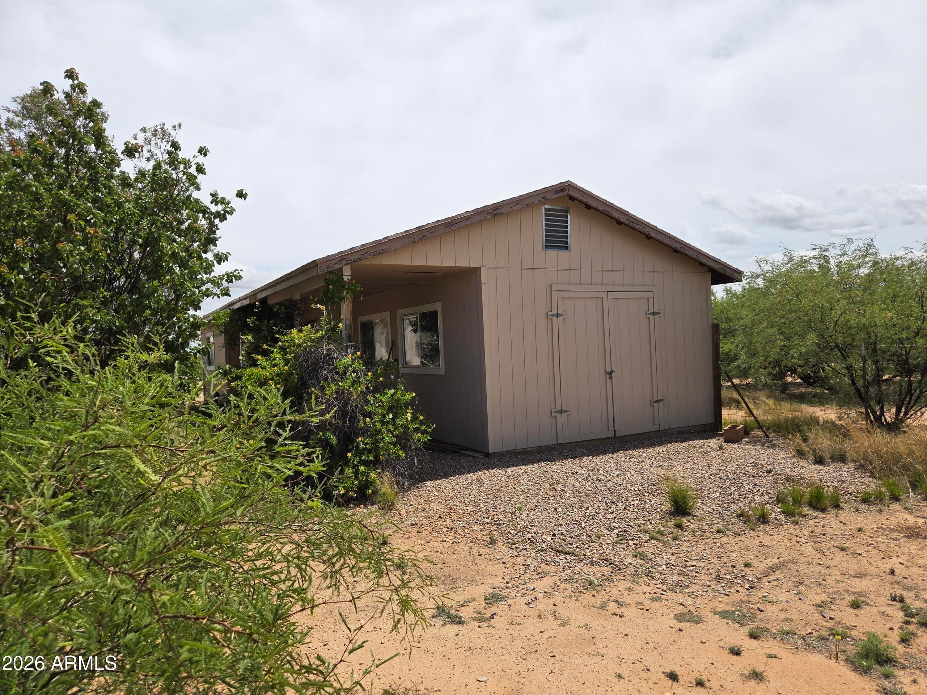 9041 E MOON SHADOW Trail, Hereford, AZ 85615 — photo 14 of 18