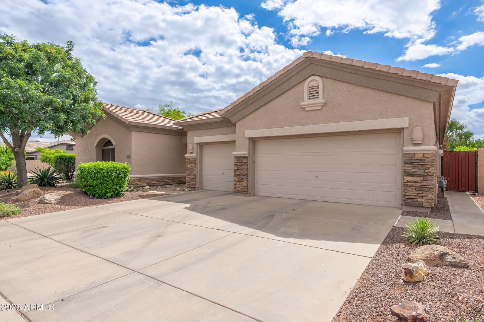 2707 E Westchester Drive, Chandler, AZ 85249 — photo 9 of 54