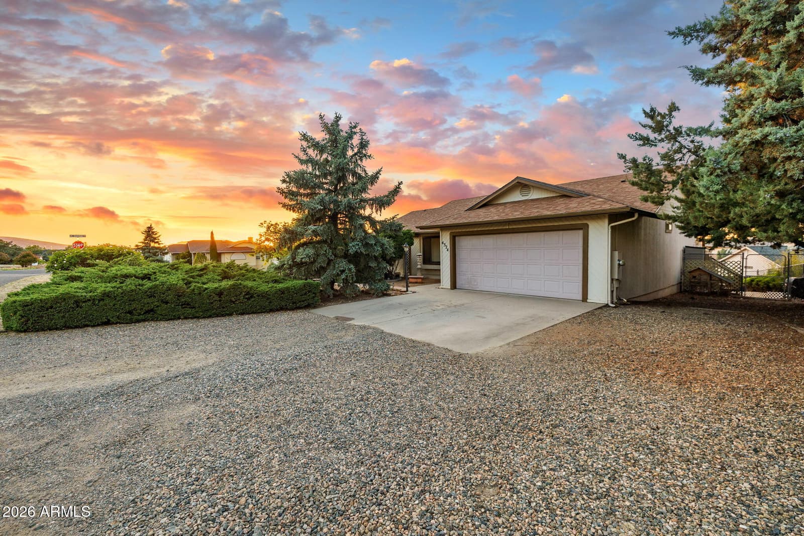 4324 N Plainsman Way, Prescott Valley, AZ 86314 — photo 8 of 59