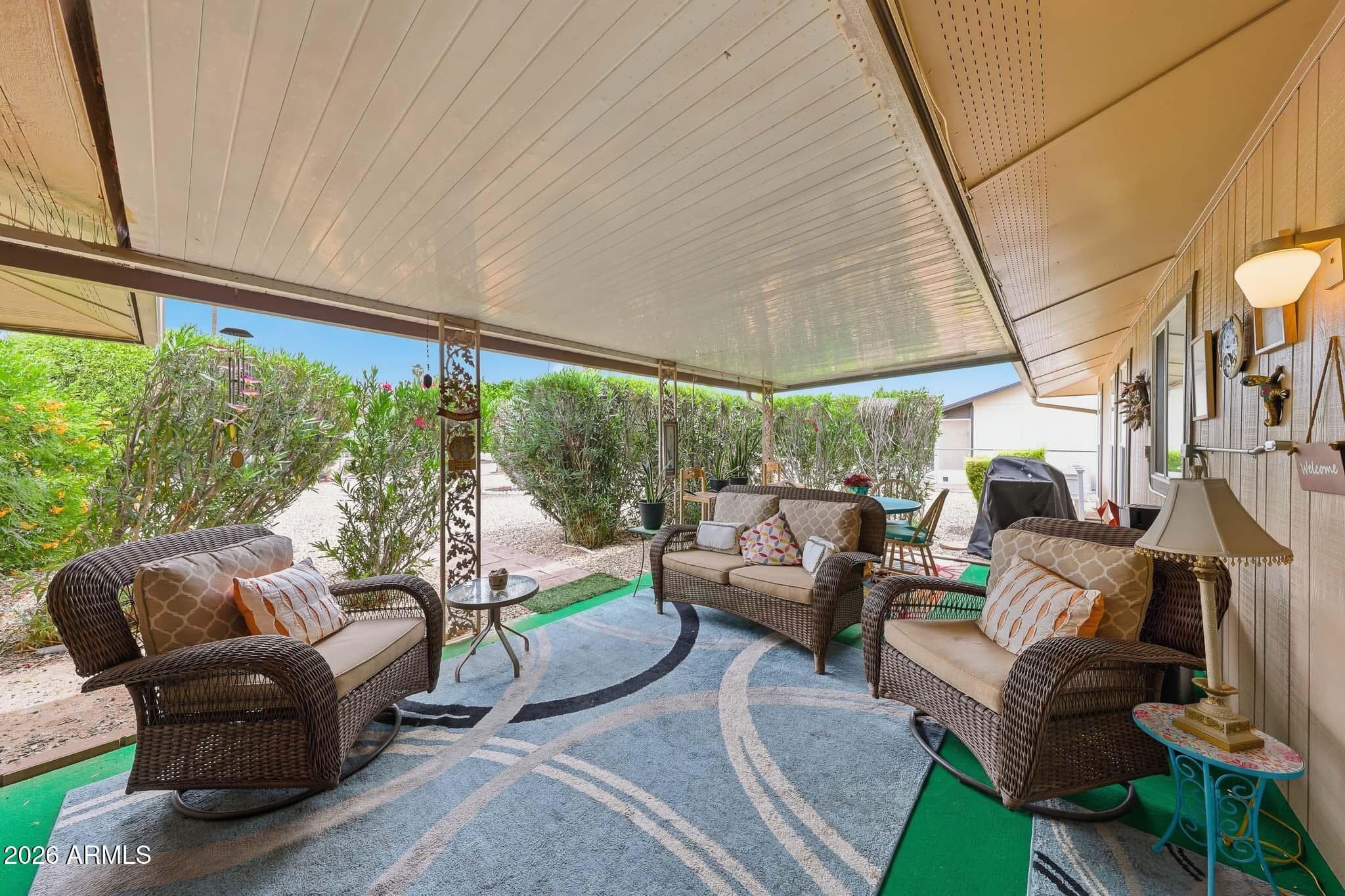10118 W BURNS Drive, Sun City, AZ 85351 — photo 5 of 57