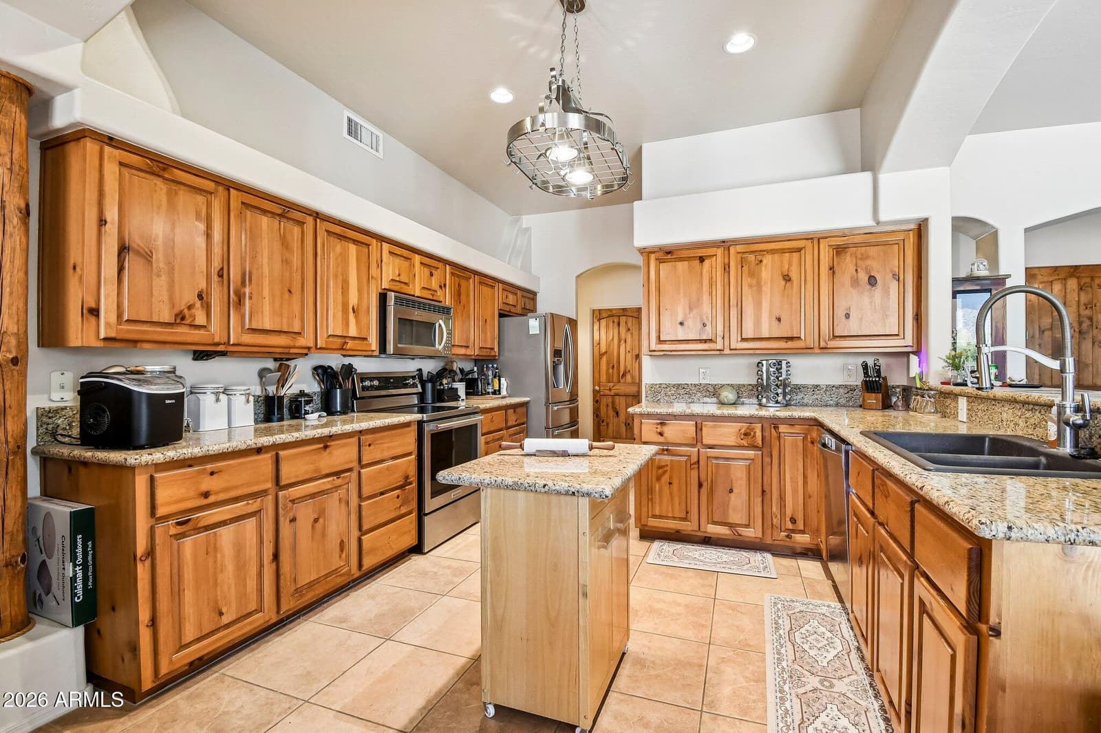 1547 N VAL VISTA Road, Apache Junction, AZ 85119 — photo 10 of 56