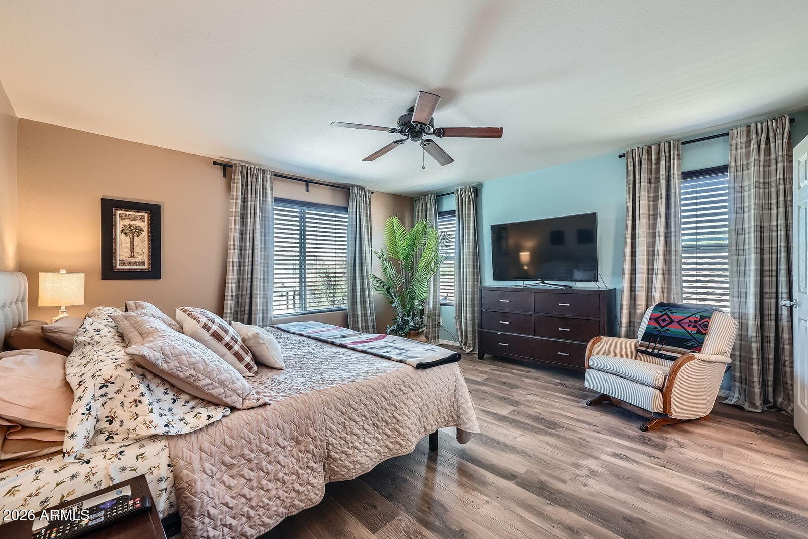 2323 W ALICIA Drive, Phoenix, AZ 85041 — photo 11 of 23