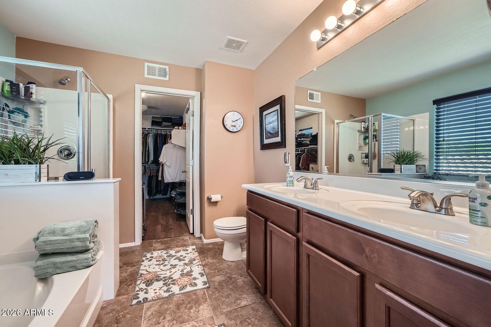2323 W ALICIA Drive, Phoenix, AZ 85041 — photo 13 of 23