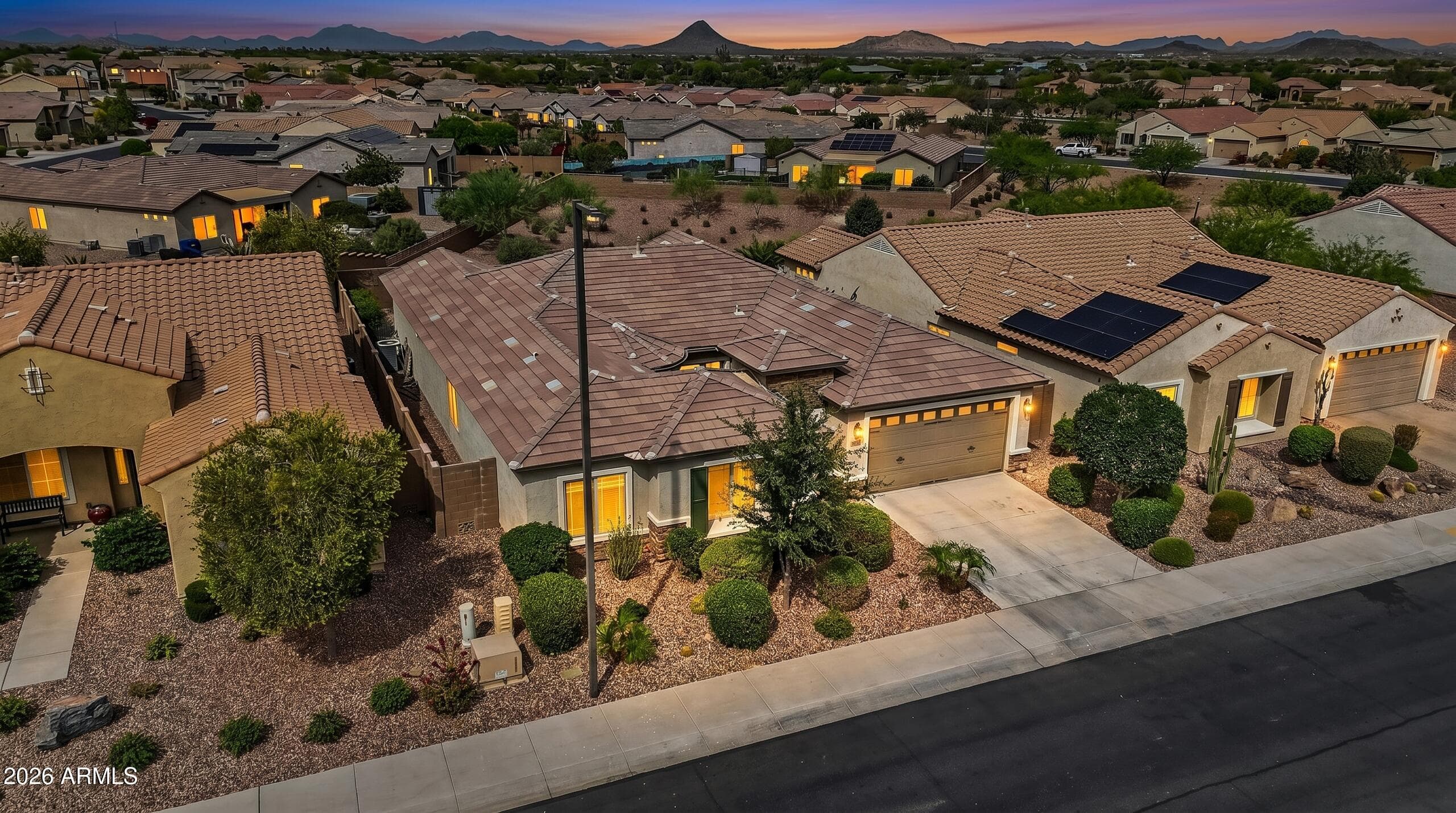 3864 N HUNTINGTON Drive, Florence, AZ 85132 — photo 3 of 44