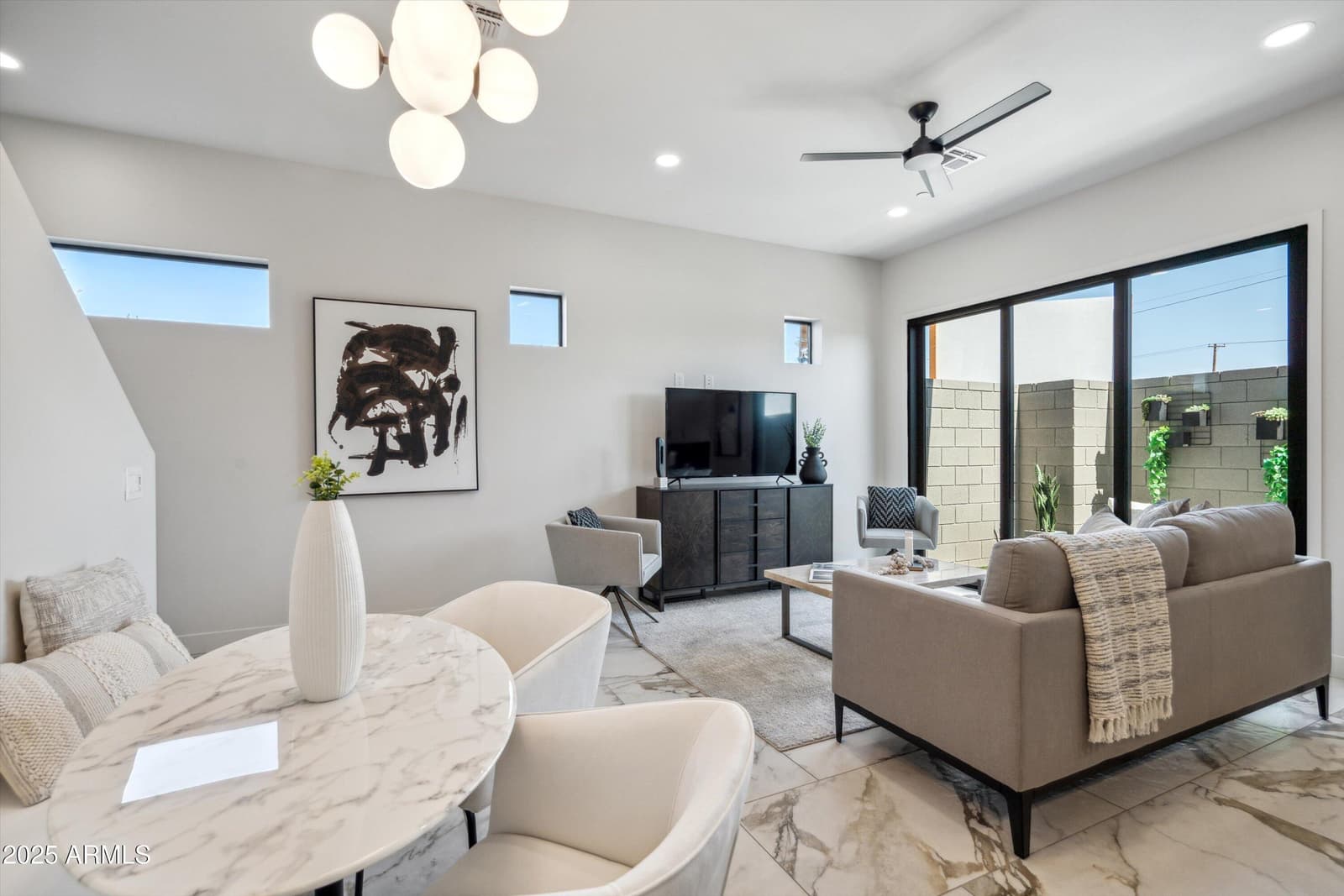 377 E WINDSOR Avenue 20, Phoenix, AZ 85004 — photo 9 of 26