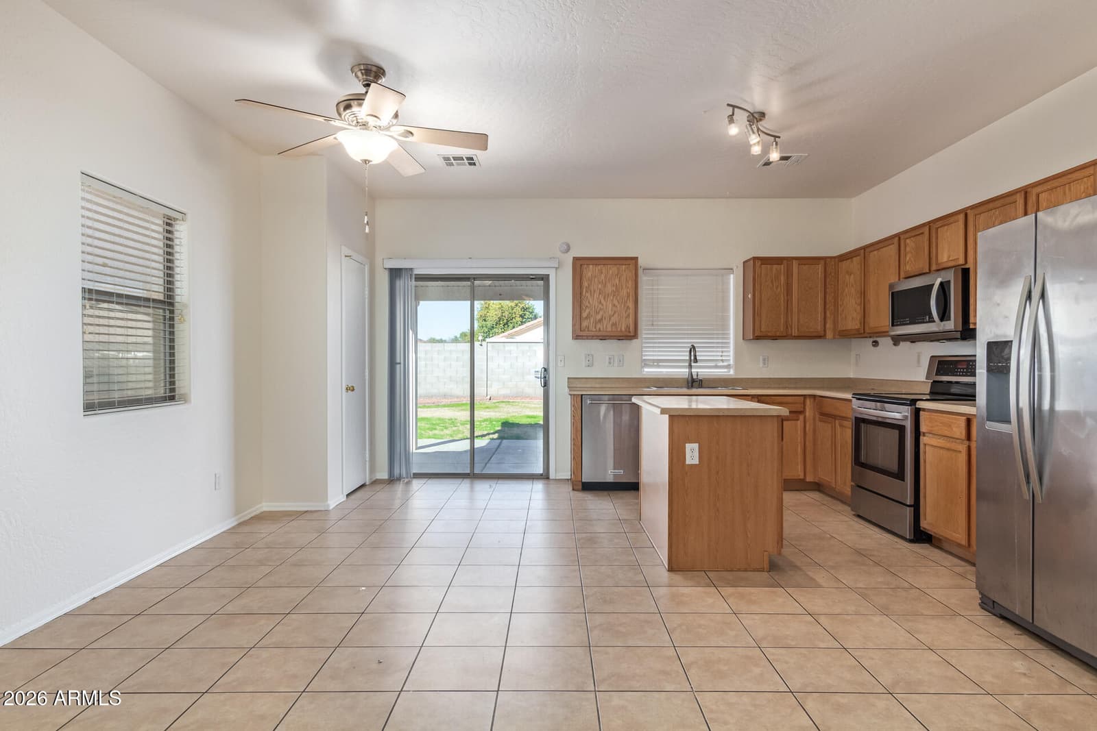 1924 E ANDALUSIAN Loop, San Tan Valley, AZ 85140 — photo 6 of 36