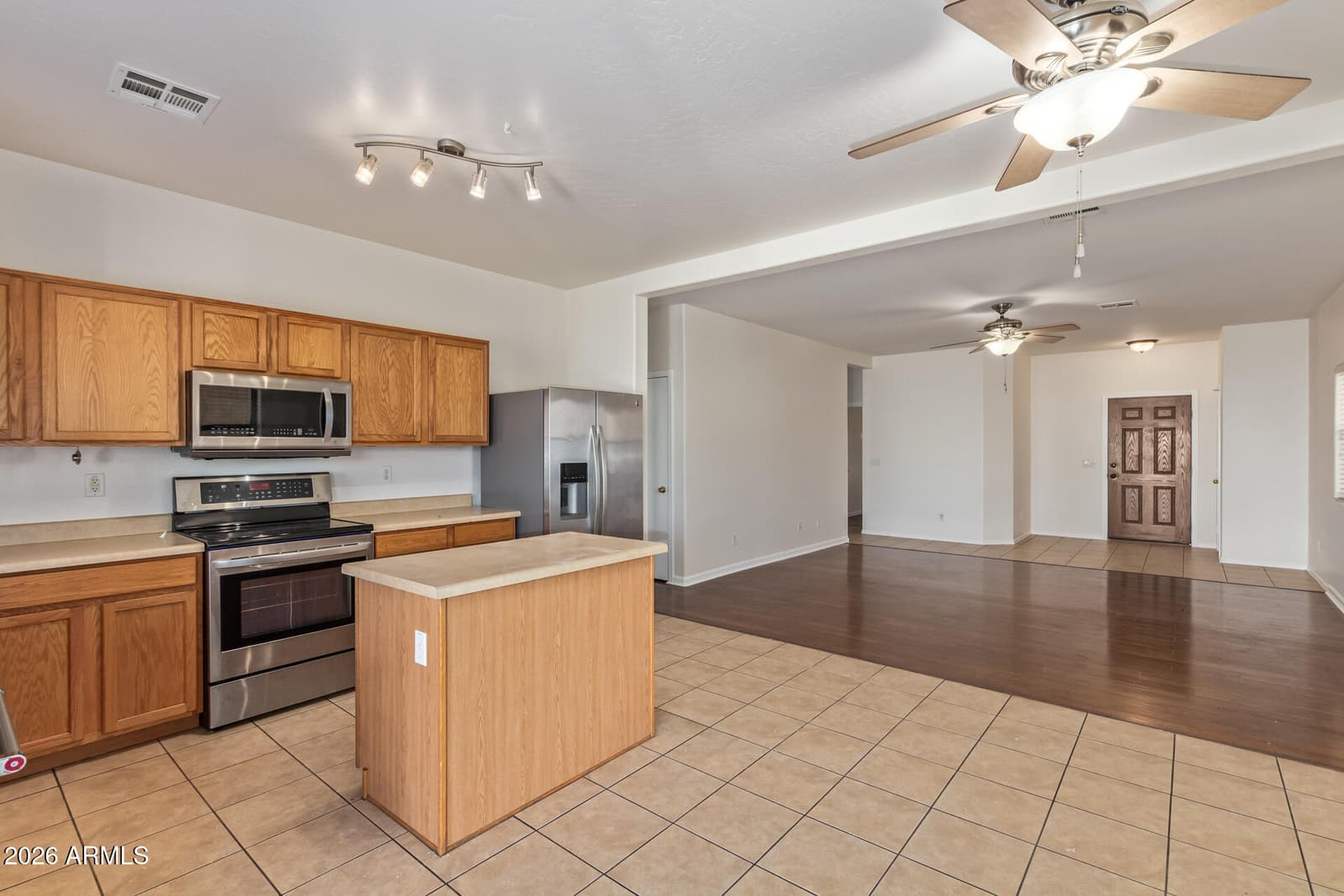 1924 E ANDALUSIAN Loop, San Tan Valley, AZ 85140 — photo 12 of 36