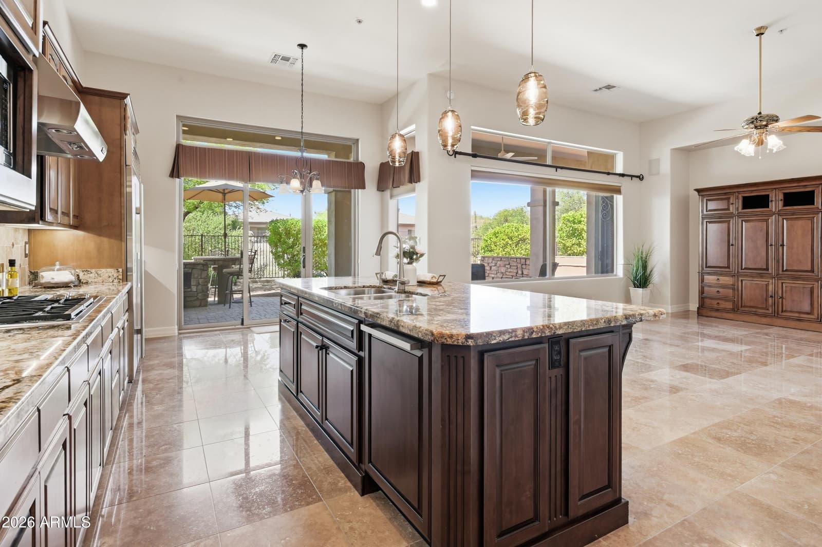 7500 E PONTEBELLA Drive, Scottsdale, AZ 85266 — photo 14 of 49