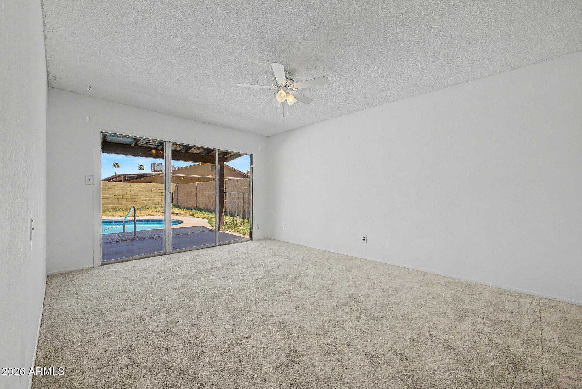 5208 W SHANGRI LA Road, Glendale, AZ 85304 — photo 4 of 35