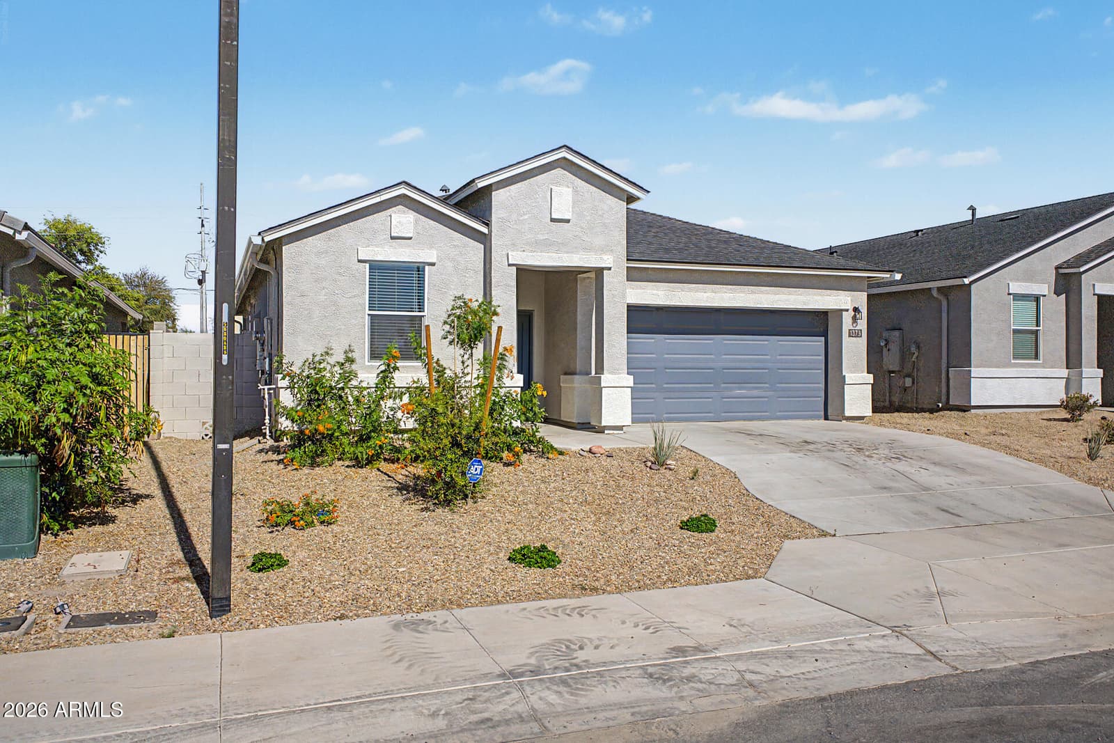 1373 S VISTA Avenue, Florence, AZ 85132 — photo 3 of 33
