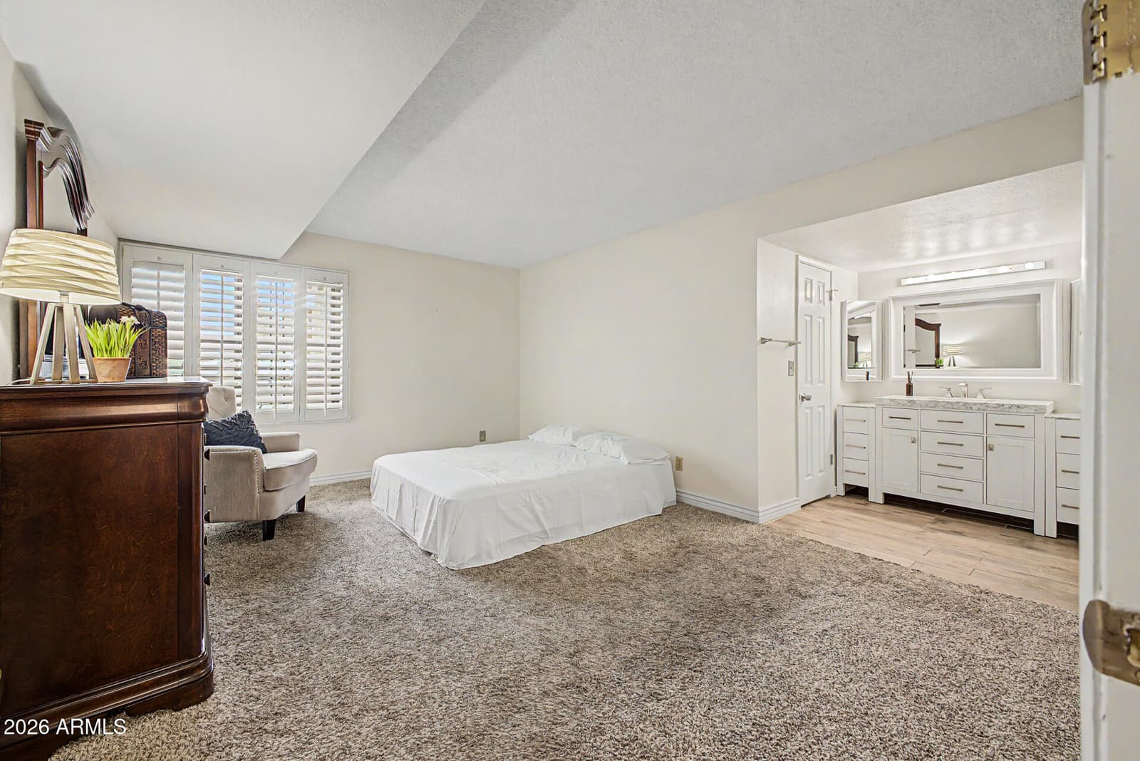 5102 N 31ST Place 412, Phoenix, AZ 85016 — photo 15 of 39