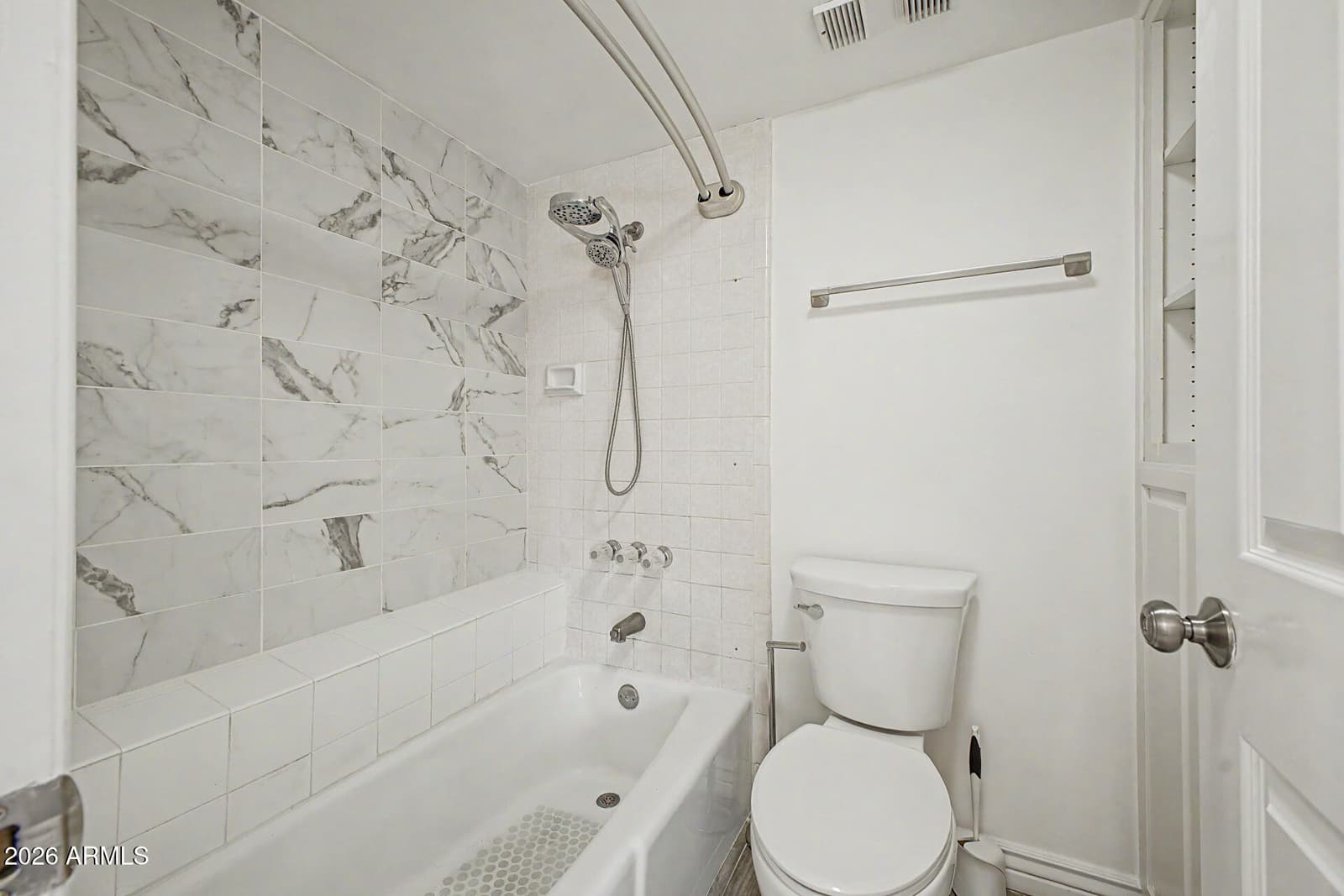 5102 N 31ST Place 412, Phoenix, AZ 85016 — photo 22 of 39