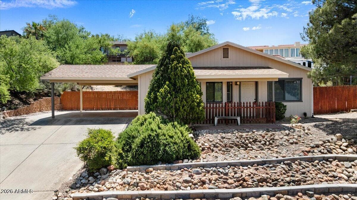 4253 E MISSION Lane, Cottonwood, AZ 86326 — photo 1 of 1