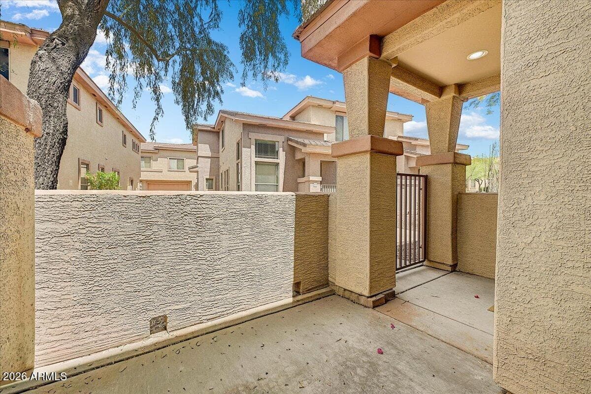 42424 N GAVILAN PEAK Parkway 7102, Anthem, AZ 85086 — photo 10 of 53