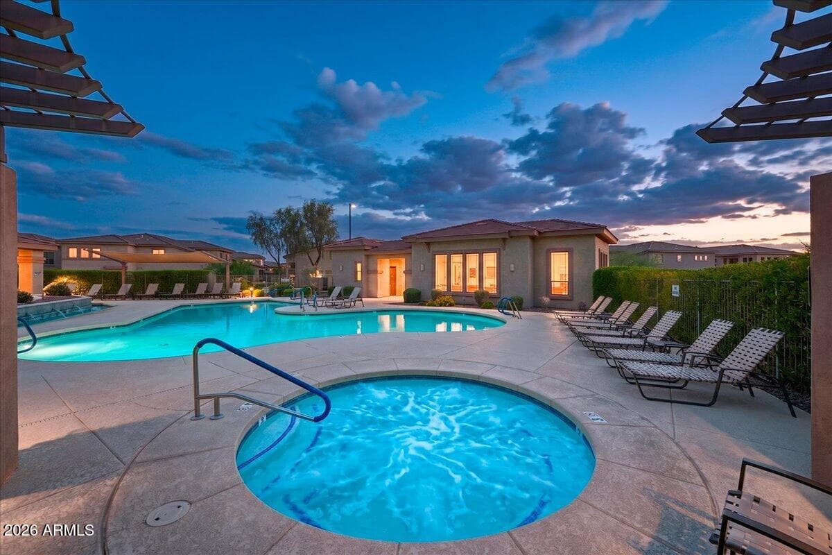 42424 N GAVILAN PEAK Parkway 7102, Anthem, AZ 85086 — photo 33 of 53