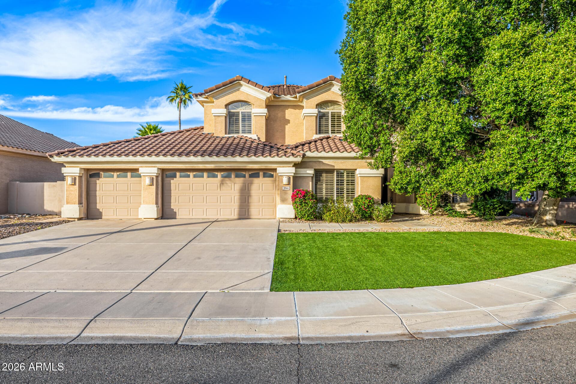 5544 E HELENA Drive, Scottsdale, AZ 85254 — photo 6 of 54