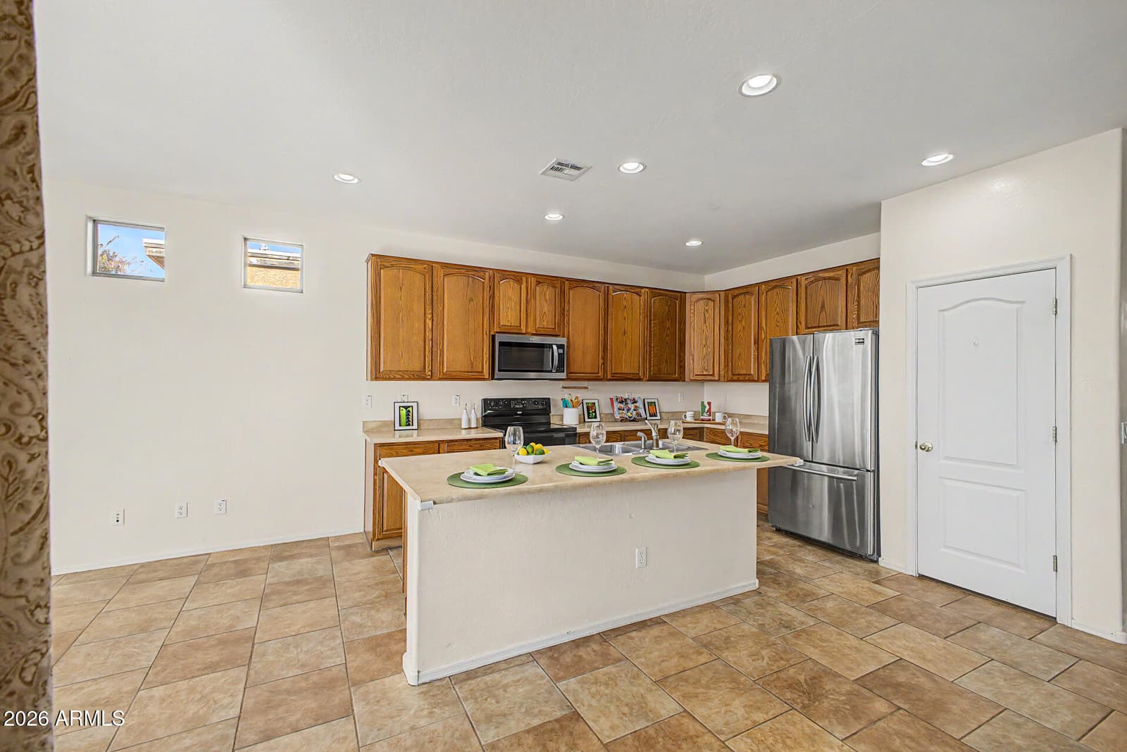 2124 W RED BIRD Road, Phoenix, AZ 85085 — photo 11 of 29