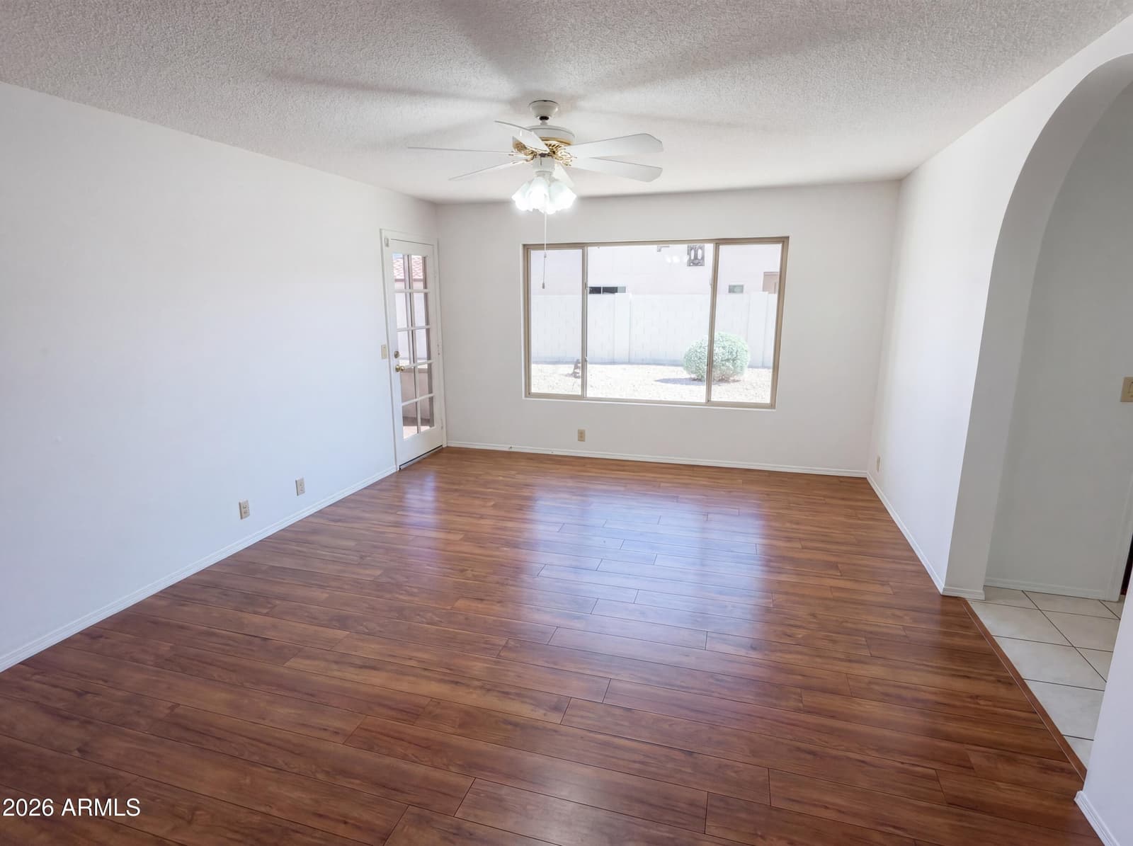 9207 W KERRY Lane, Peoria, AZ 85382 — photo 6 of 26