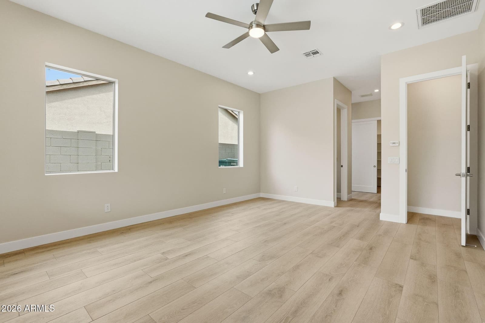 8006 W WHYMAN Avenue, Phoenix, AZ 85043 — photo 22 of 49