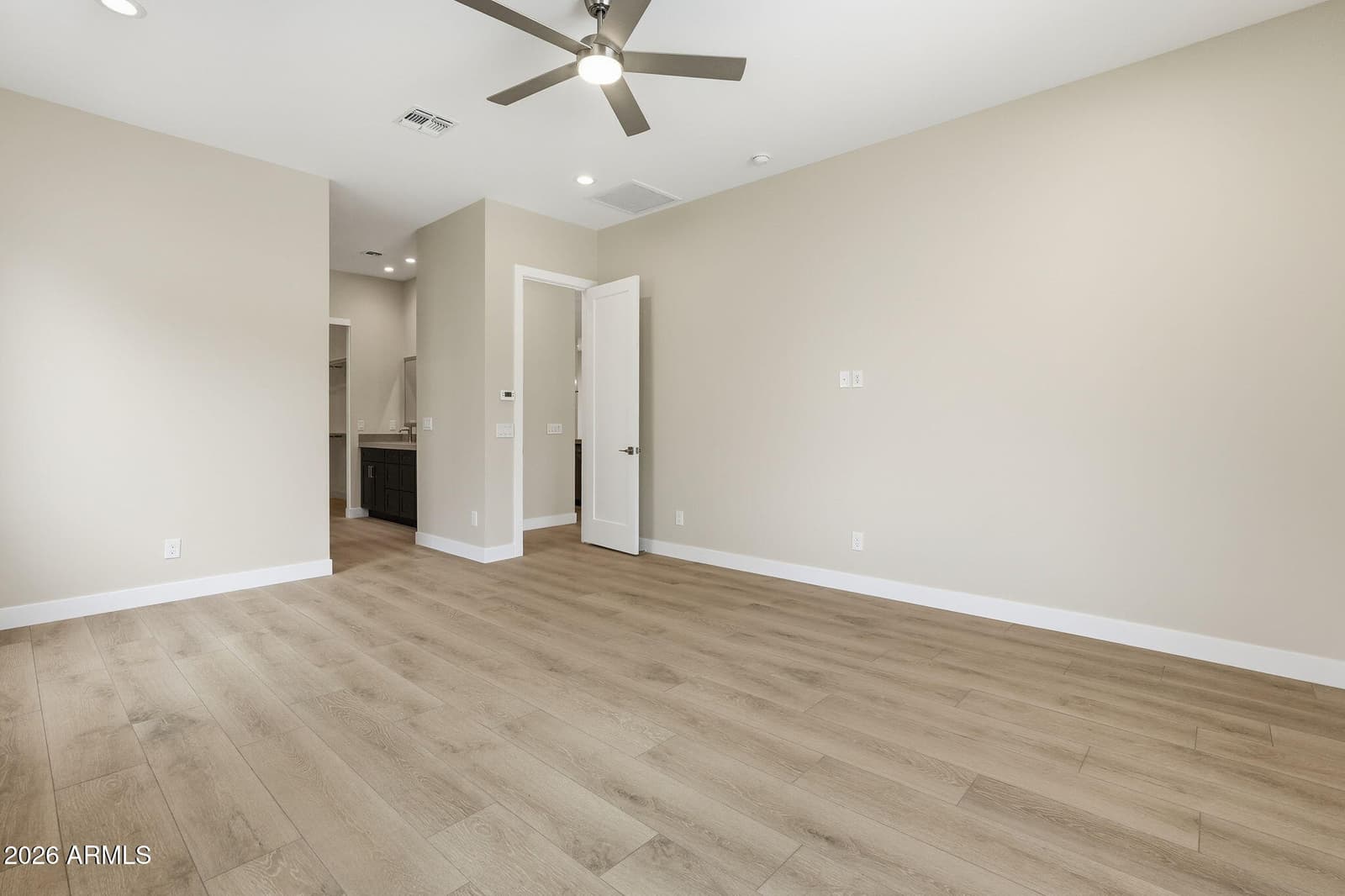 8006 W WHYMAN Avenue, Phoenix, AZ 85043 — photo 23 of 49