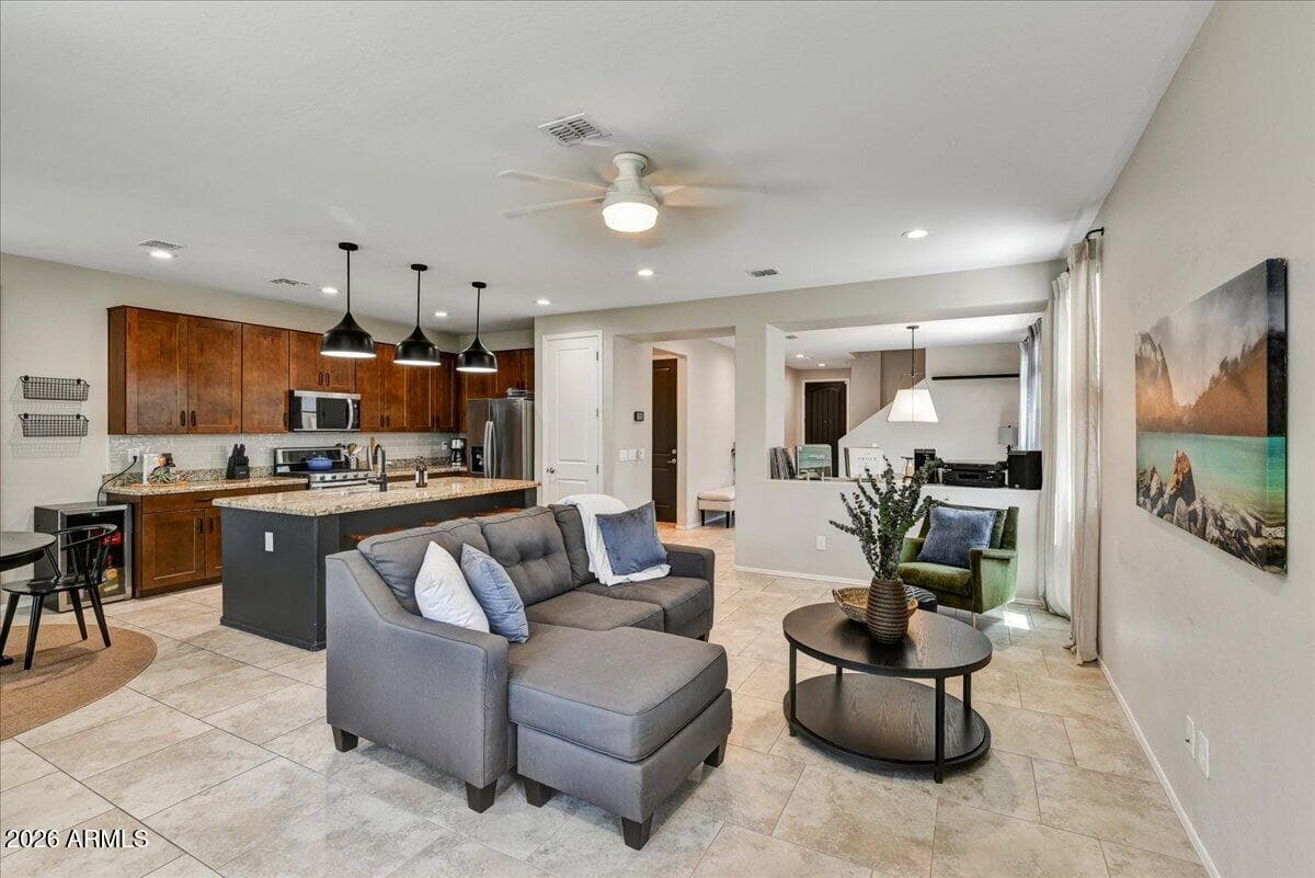 33802 N 30TH Lane, Phoenix, AZ 85085 — photo 7 of 24