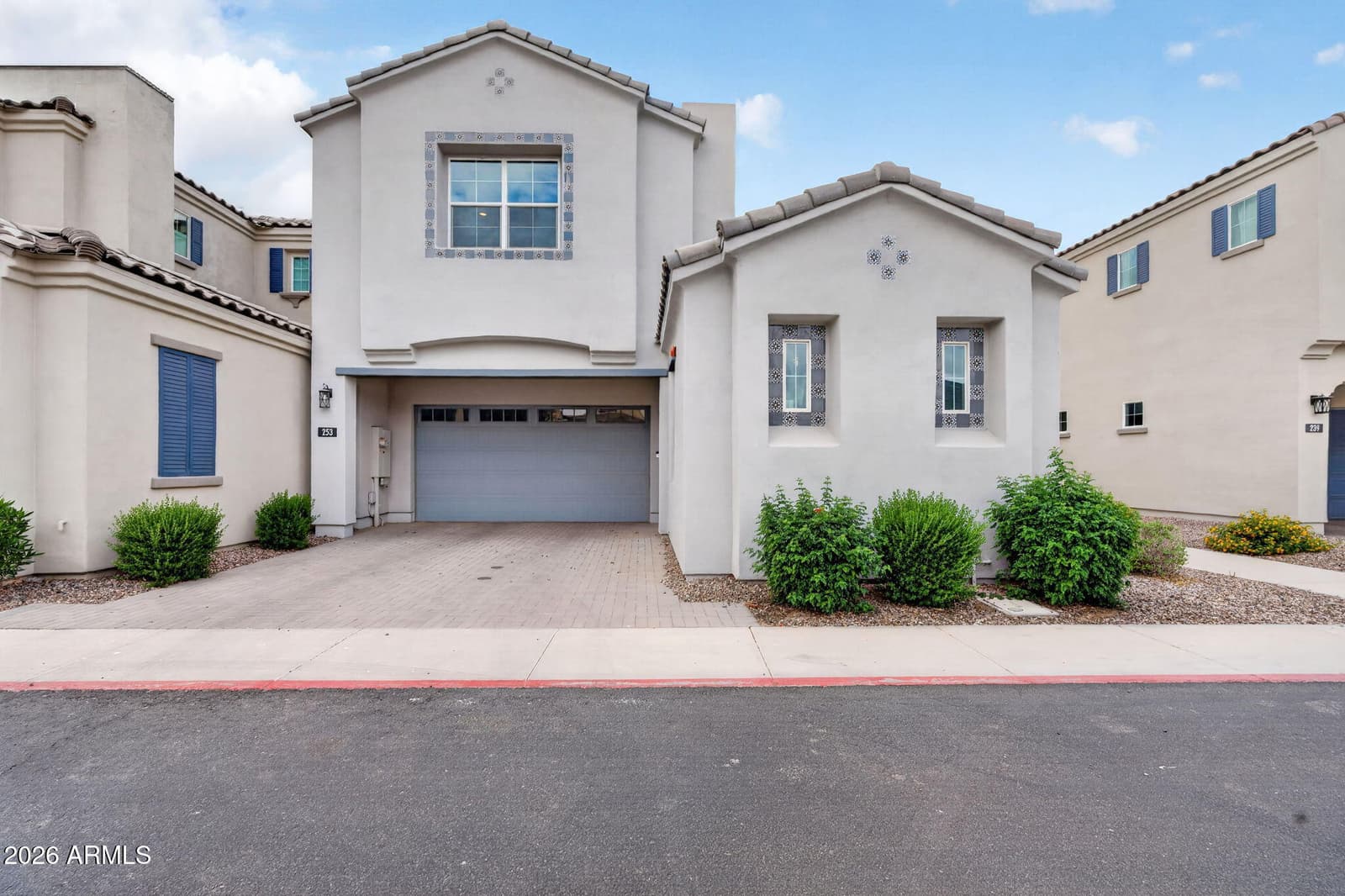 253 E BALSAM Drive, Chandler, AZ 85286 — photo 1 of 29