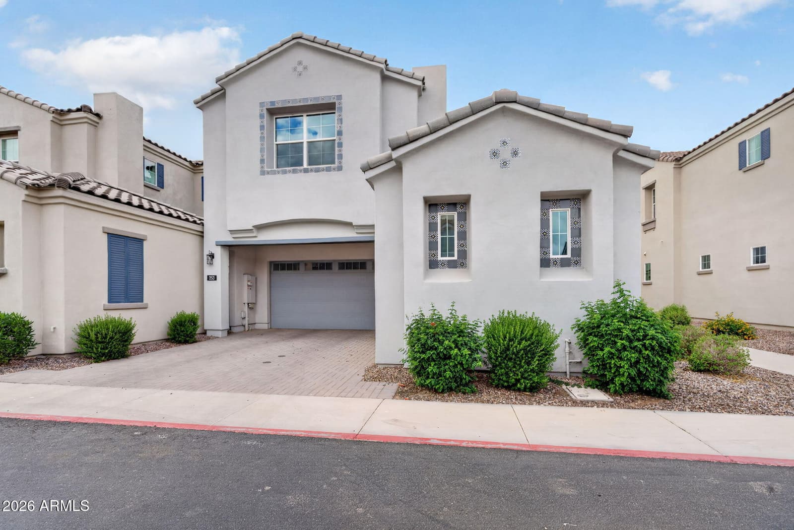 253 E BALSAM Drive, Chandler, AZ 85286 — photo 4 of 29