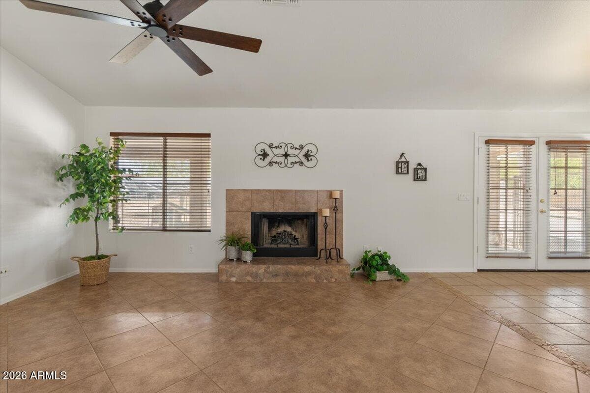 7821 N 173RD Avenue, Waddell, AZ 85355 — photo 12 of 61