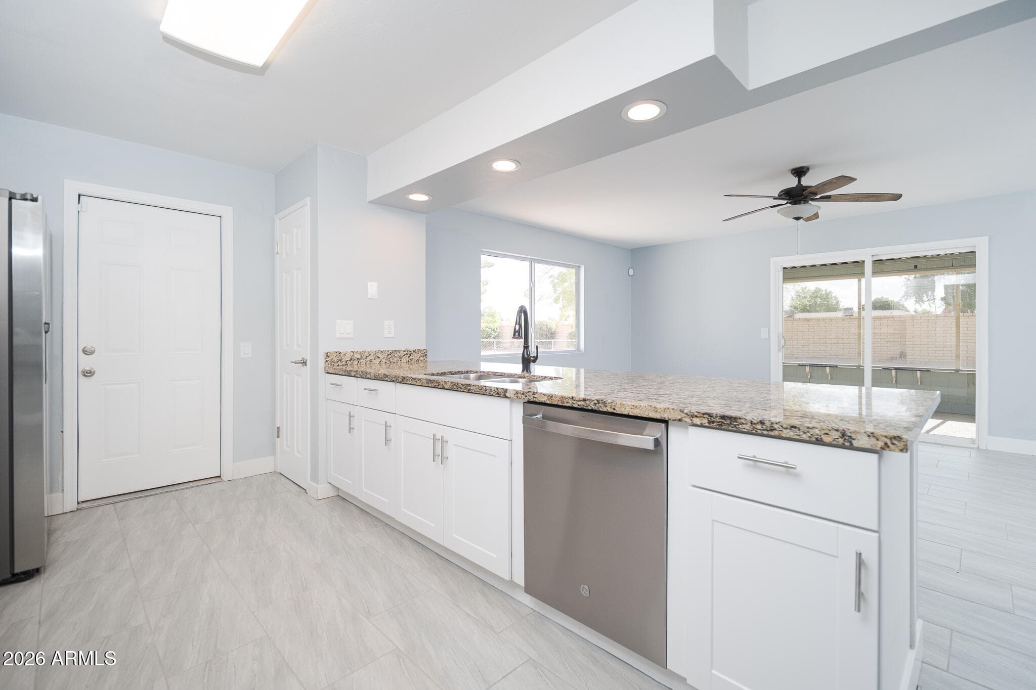 14820 N LAKEFOREST Drive, Sun City, AZ 85351 — photo 11 of 30