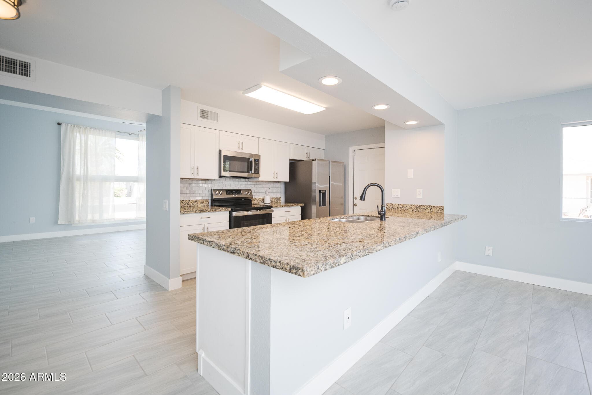 14820 N LAKEFOREST Drive, Sun City, AZ 85351 — photo 14 of 30