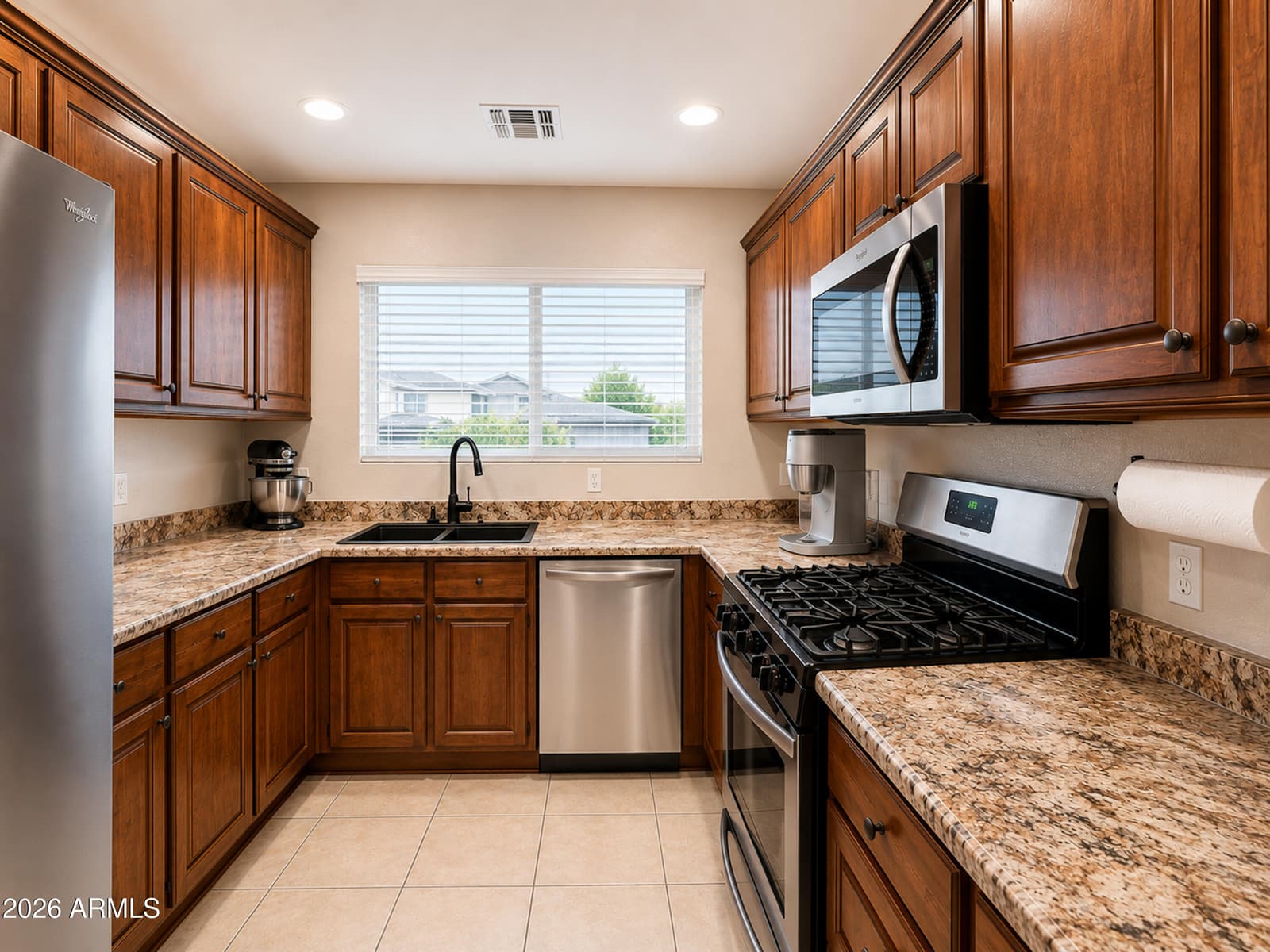 16118 W LINCOLN Street, Goodyear, AZ 85338 — photo 11 of 30