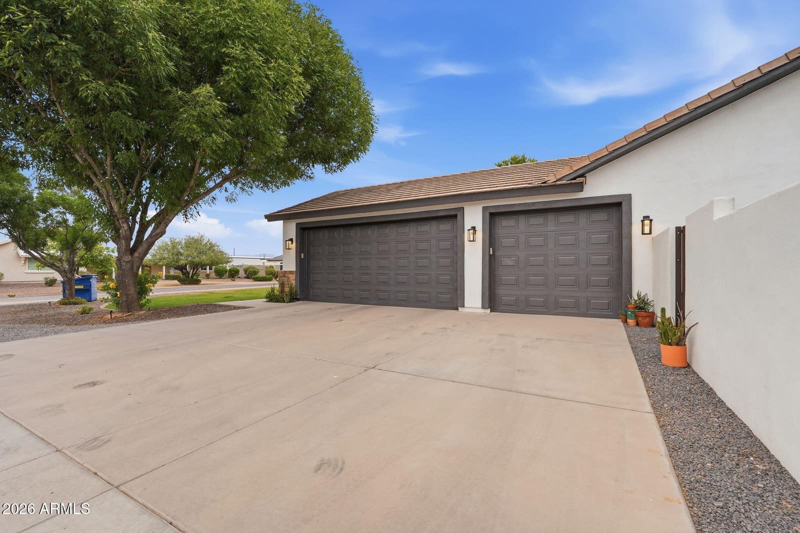 1251 E LOVELAND Lane, San Tan Valley, AZ 85140 — photo 15 of 110