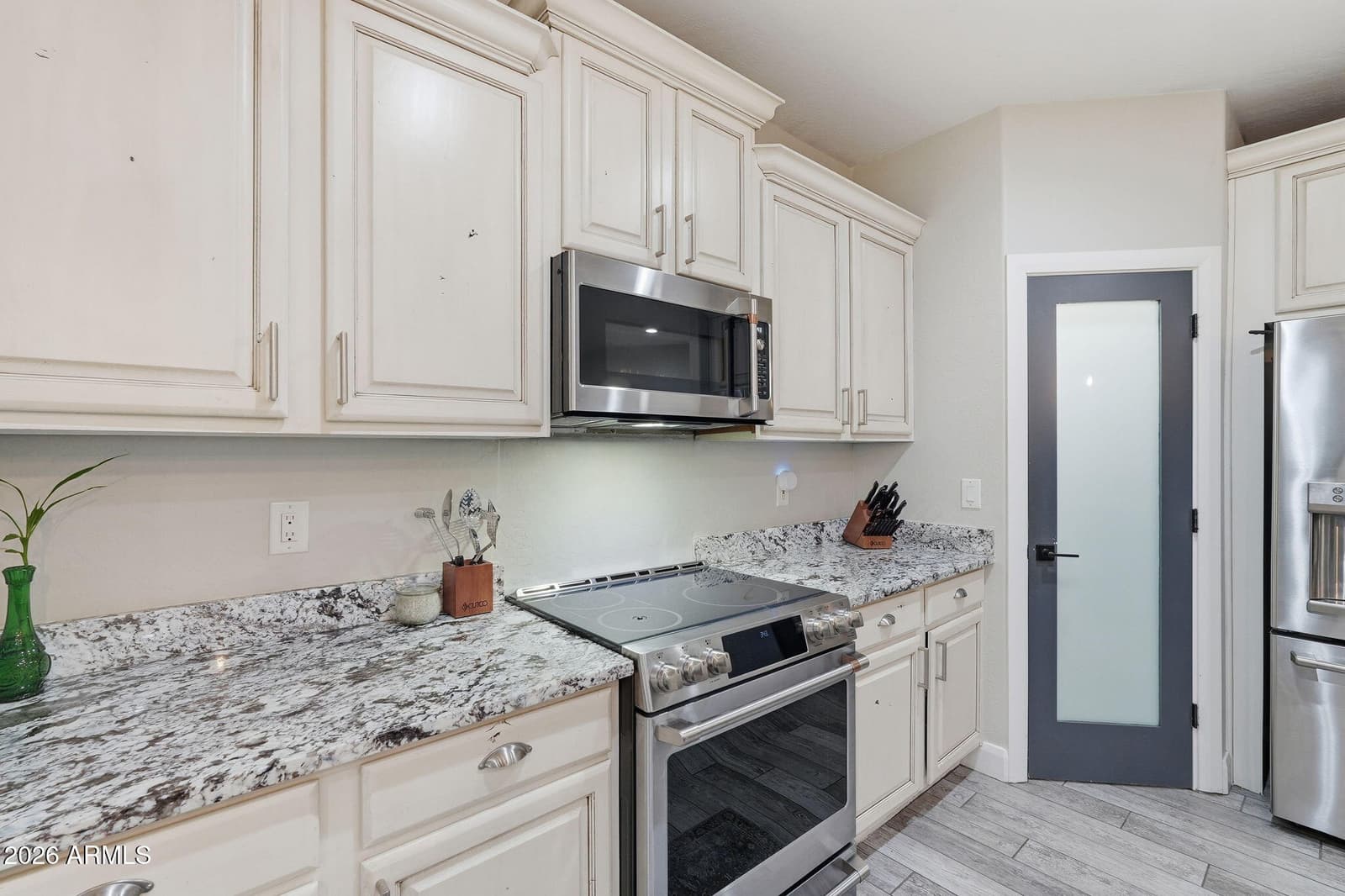 1251 E LOVELAND Lane, San Tan Valley, AZ 85140 — photo 27 of 110