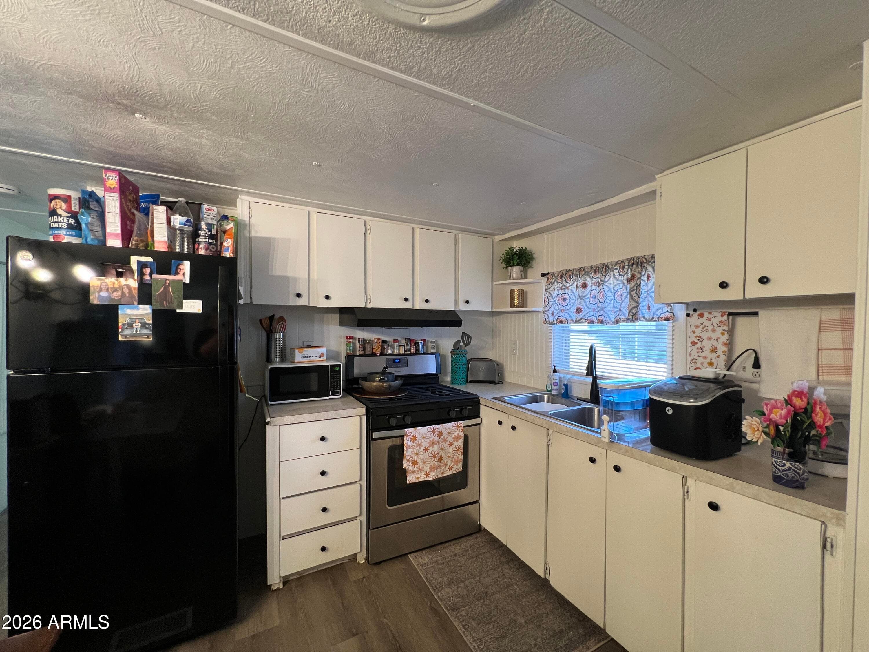19225 N CAVE CREEK Road 40, Phoenix, AZ 85024 — photo 11 of 21