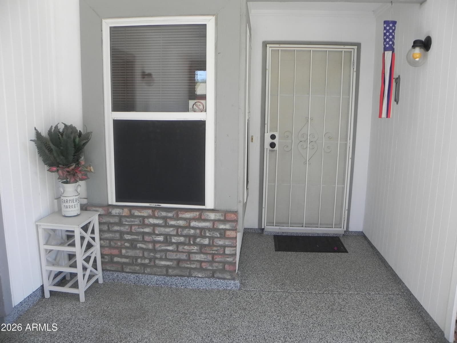 307 W TARO Lane, Phoenix, AZ 85027 — photo 14 of 31