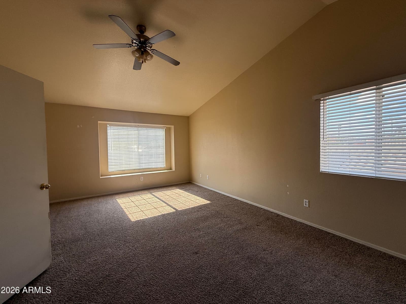 13839 N 19TH Way, Phoenix, AZ 85022 — photo 14 of 36