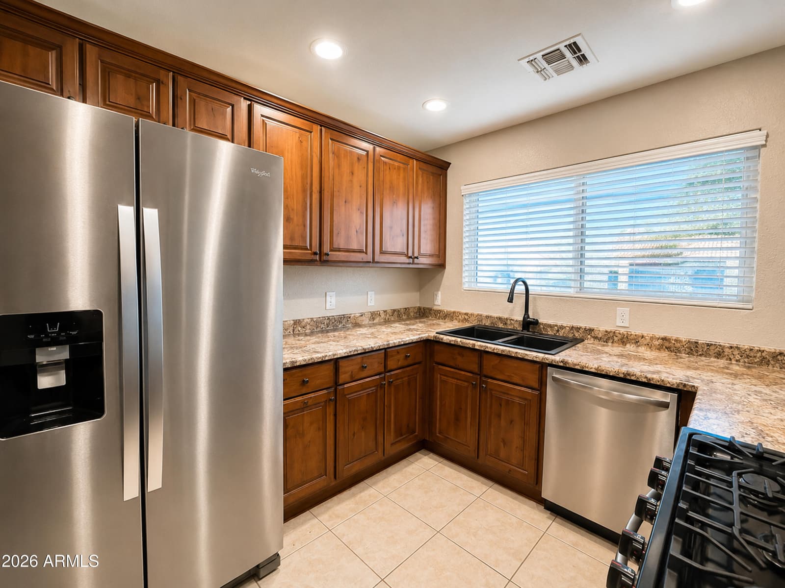 16118 W LINCOLN Street, Goodyear, AZ 85338 — photo 10 of 30