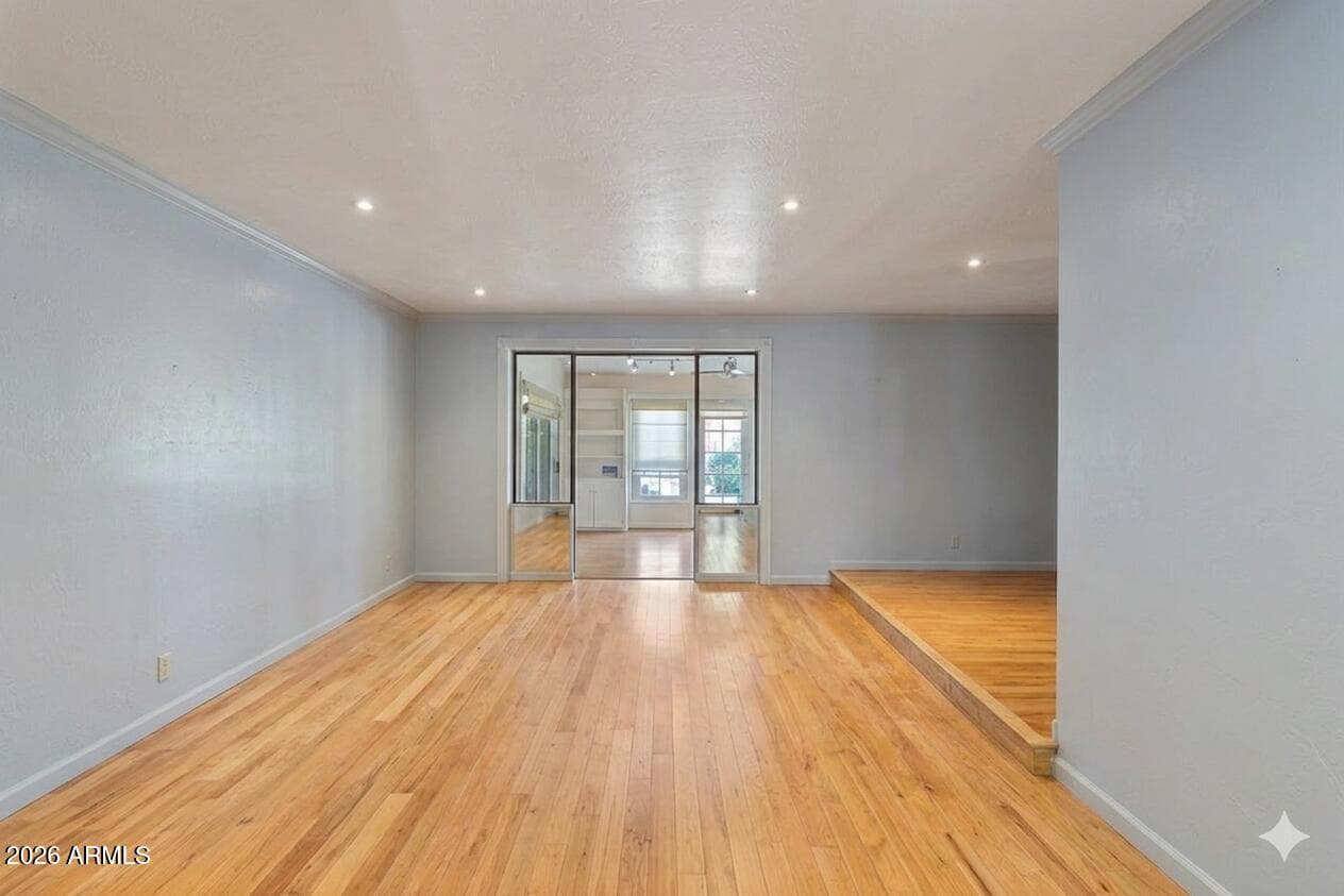 8018 E VISTA BONITA Drive, Scottsdale, AZ 85255 — photo 10 of 34