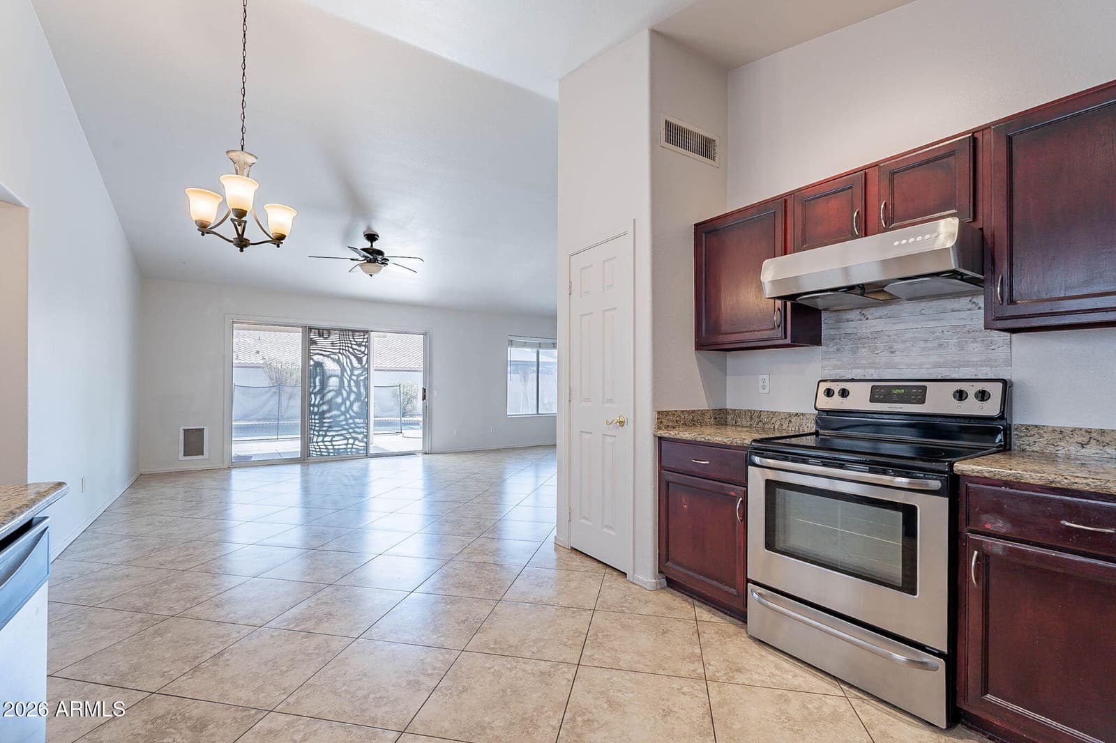 5463 W Geronimo Street, Chandler, AZ 85226 — photo 10 of 47